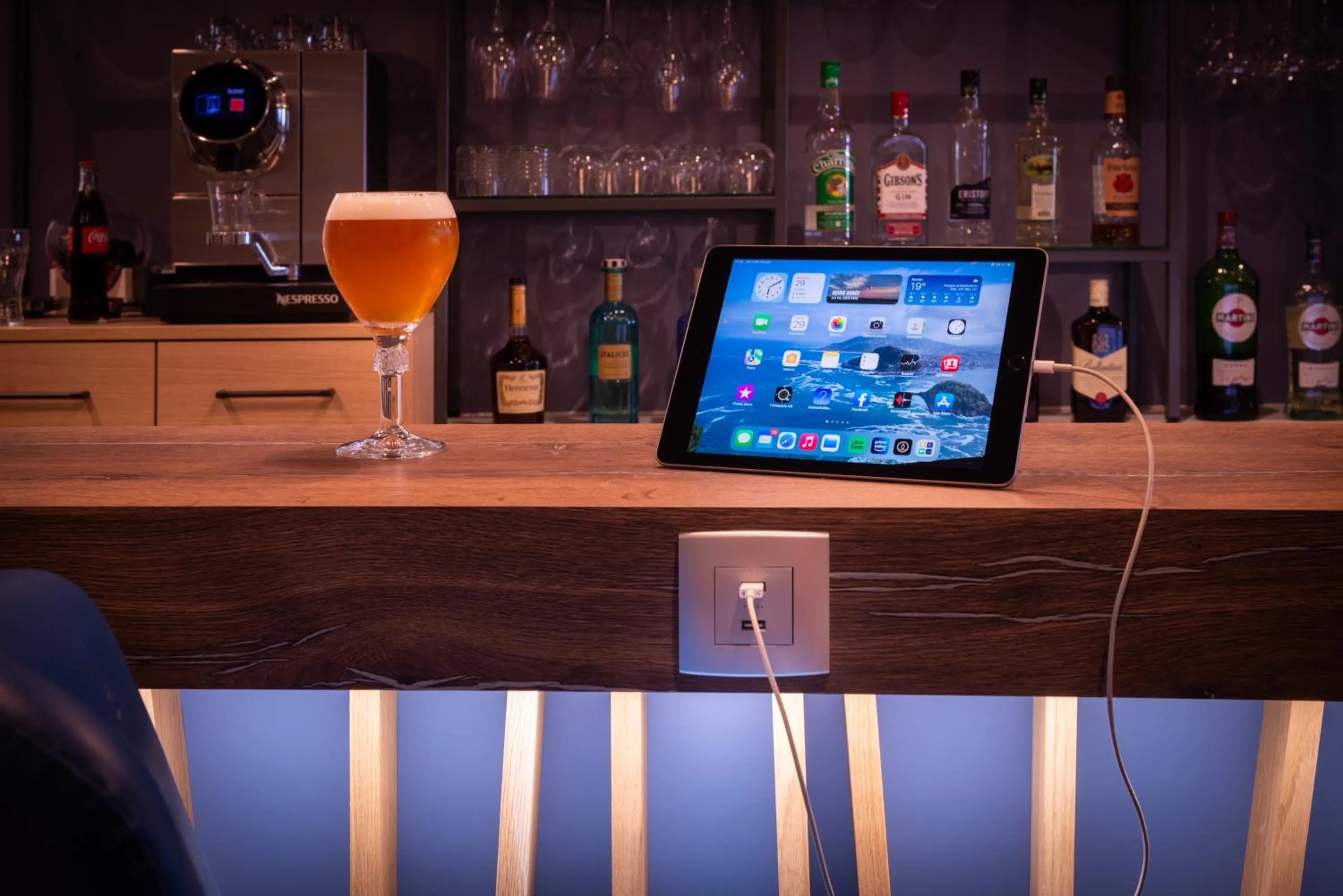 Lounge or bar in Hôtel de la Plage