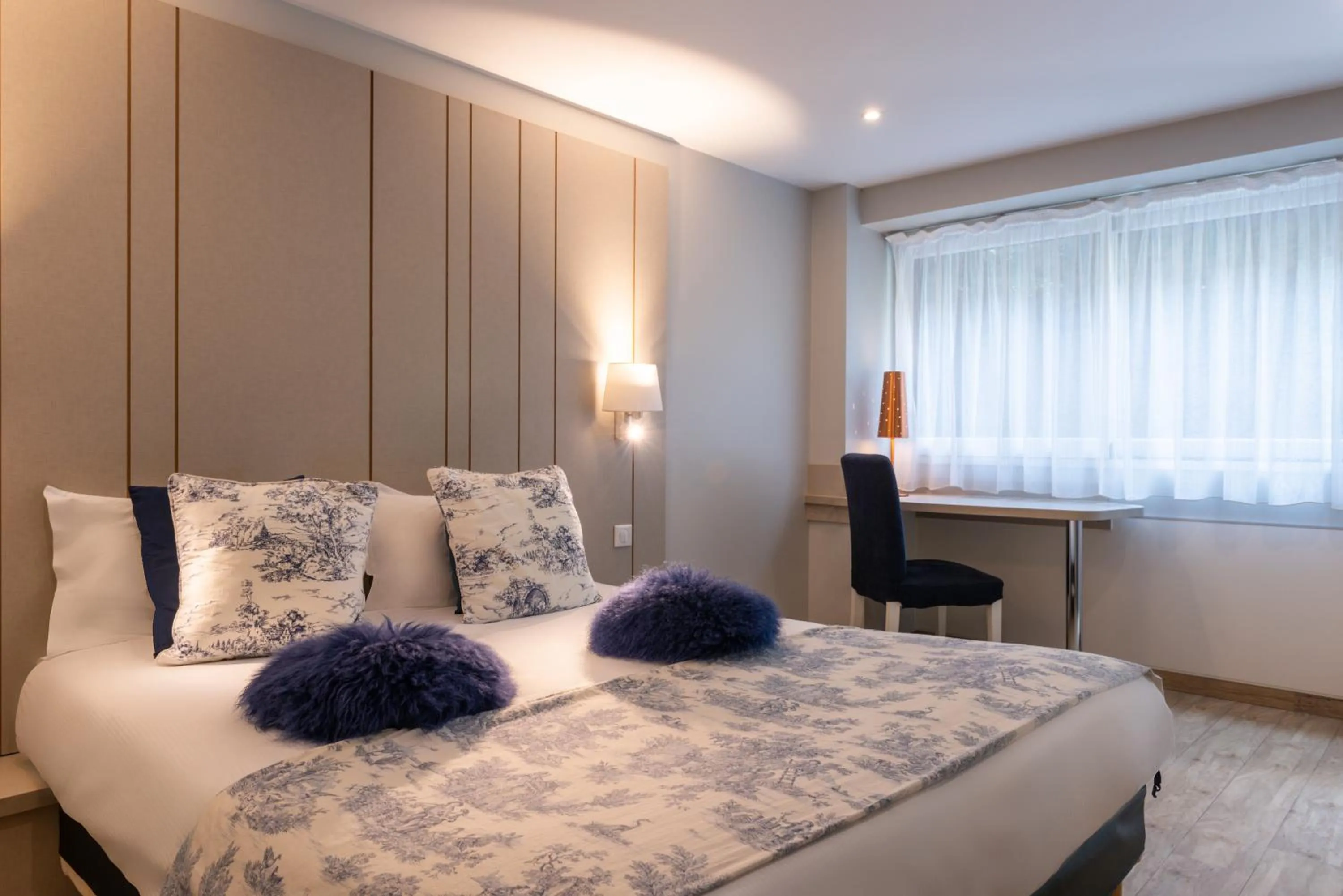 Photo of the whole room, Bed in Hôtel de la Plage