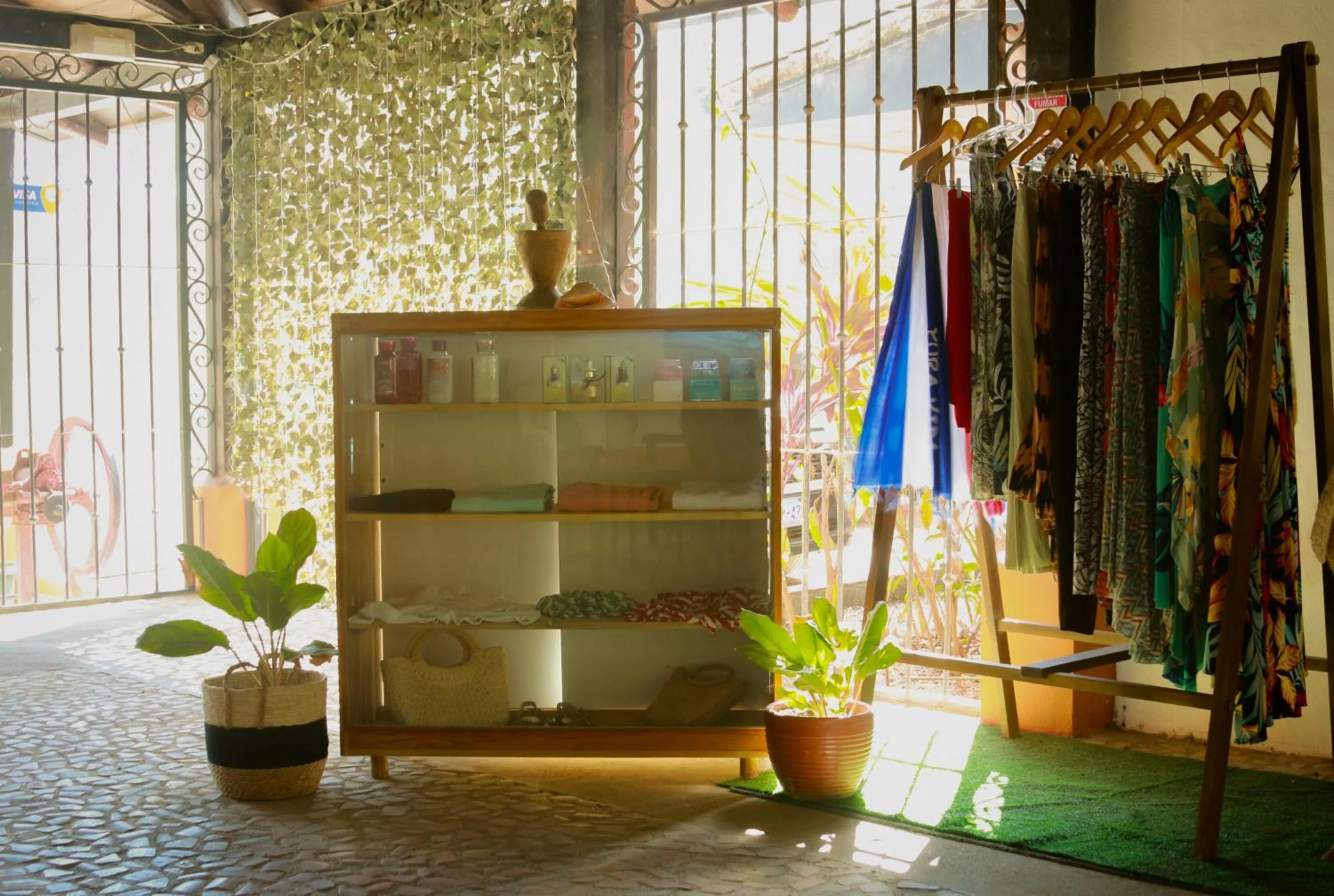 Shopping Area in Hotel Hacienda del Mar