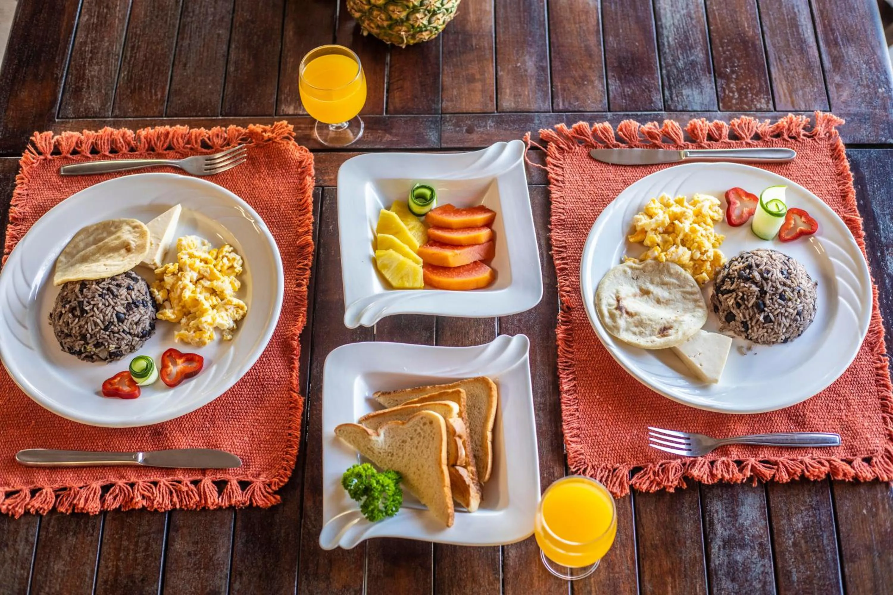 Restaurant/places to eat in Hotel Hacienda del Mar