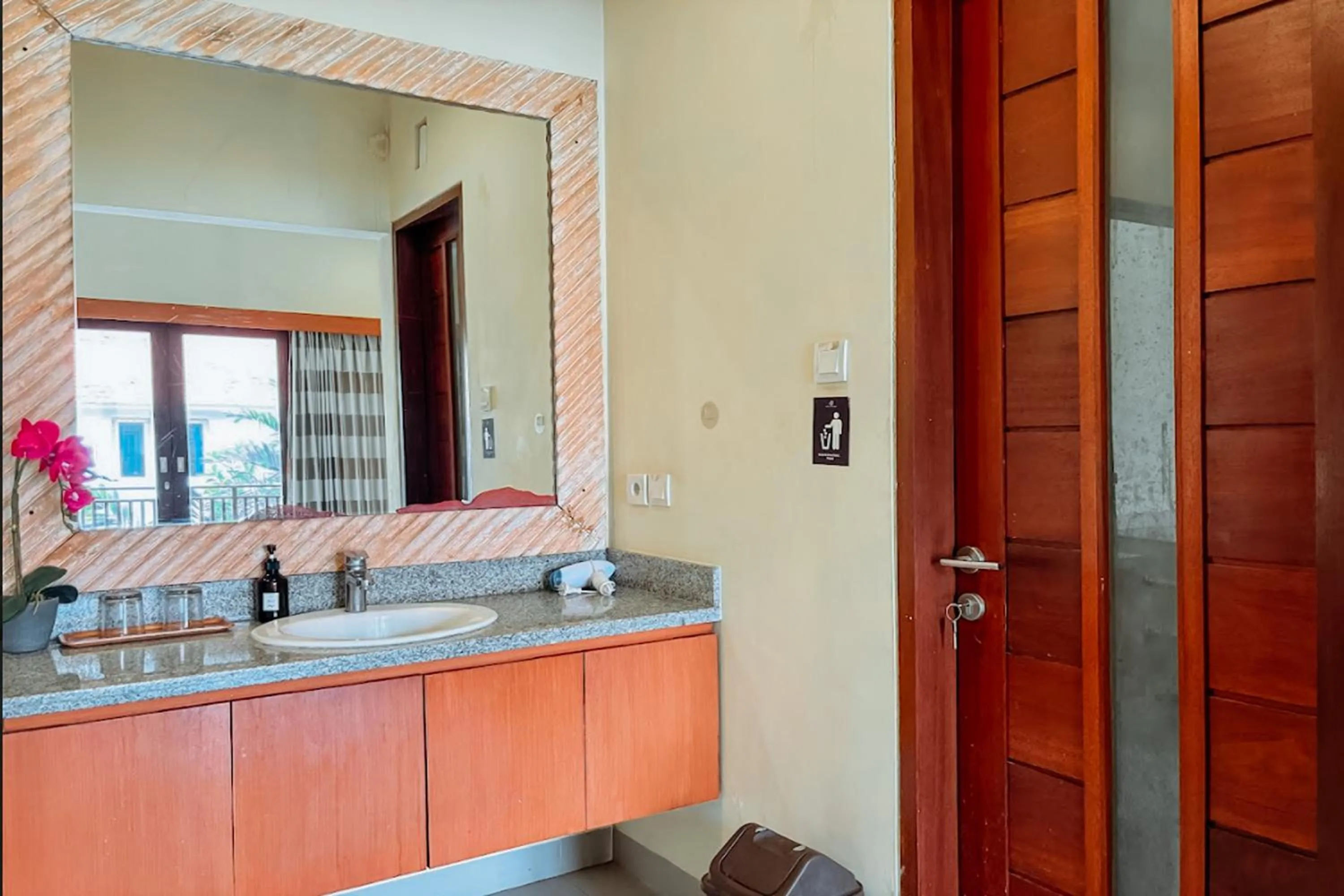 Bathroom in Kubu Petitenget Suite Seminyak