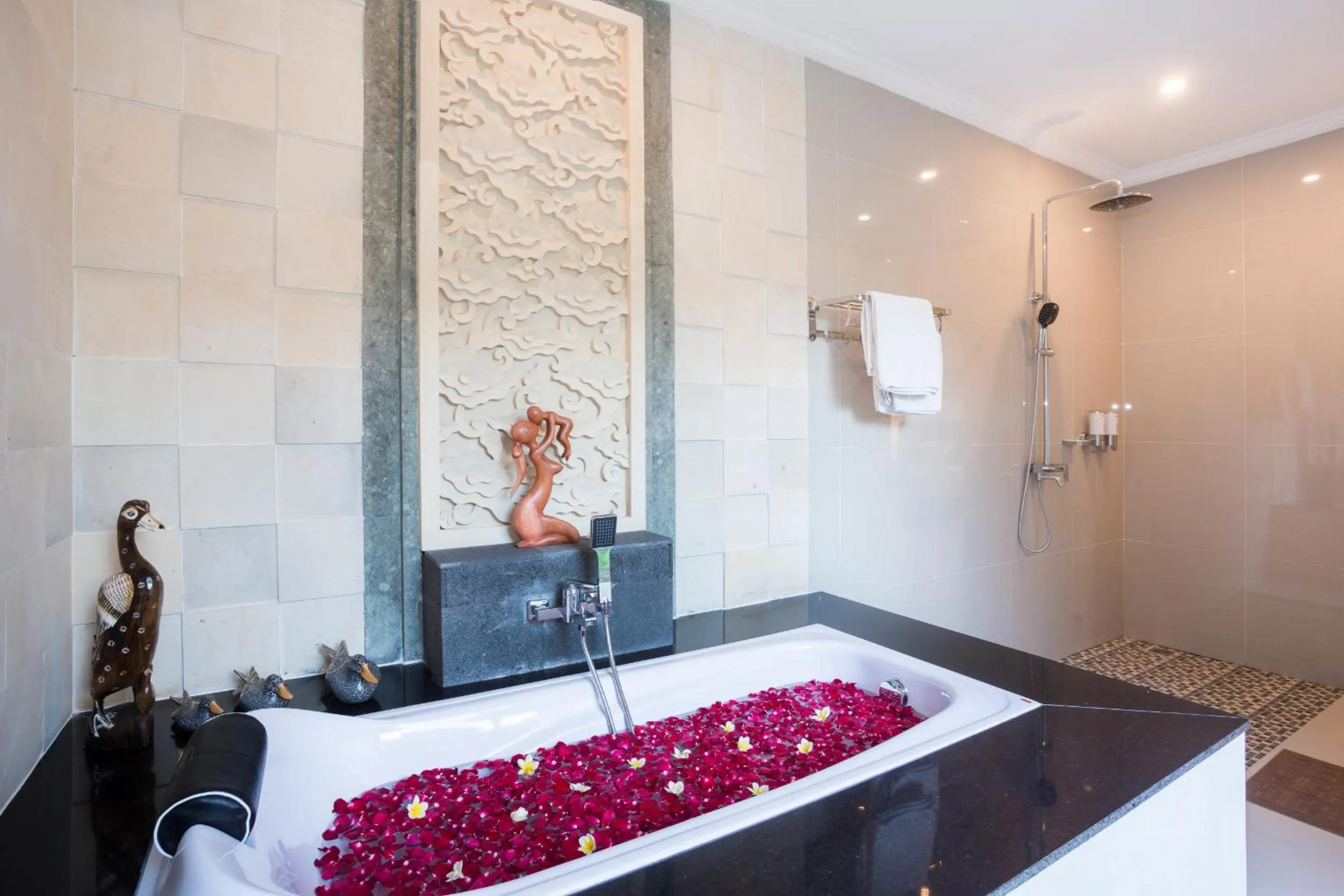 Bathroom, Bed in Kubu Petitenget Suite Seminyak
