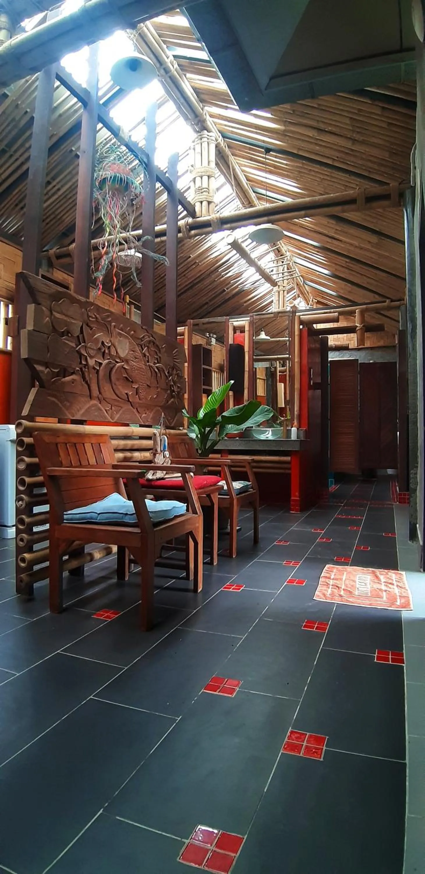Aha Lanta Cozy Hostel