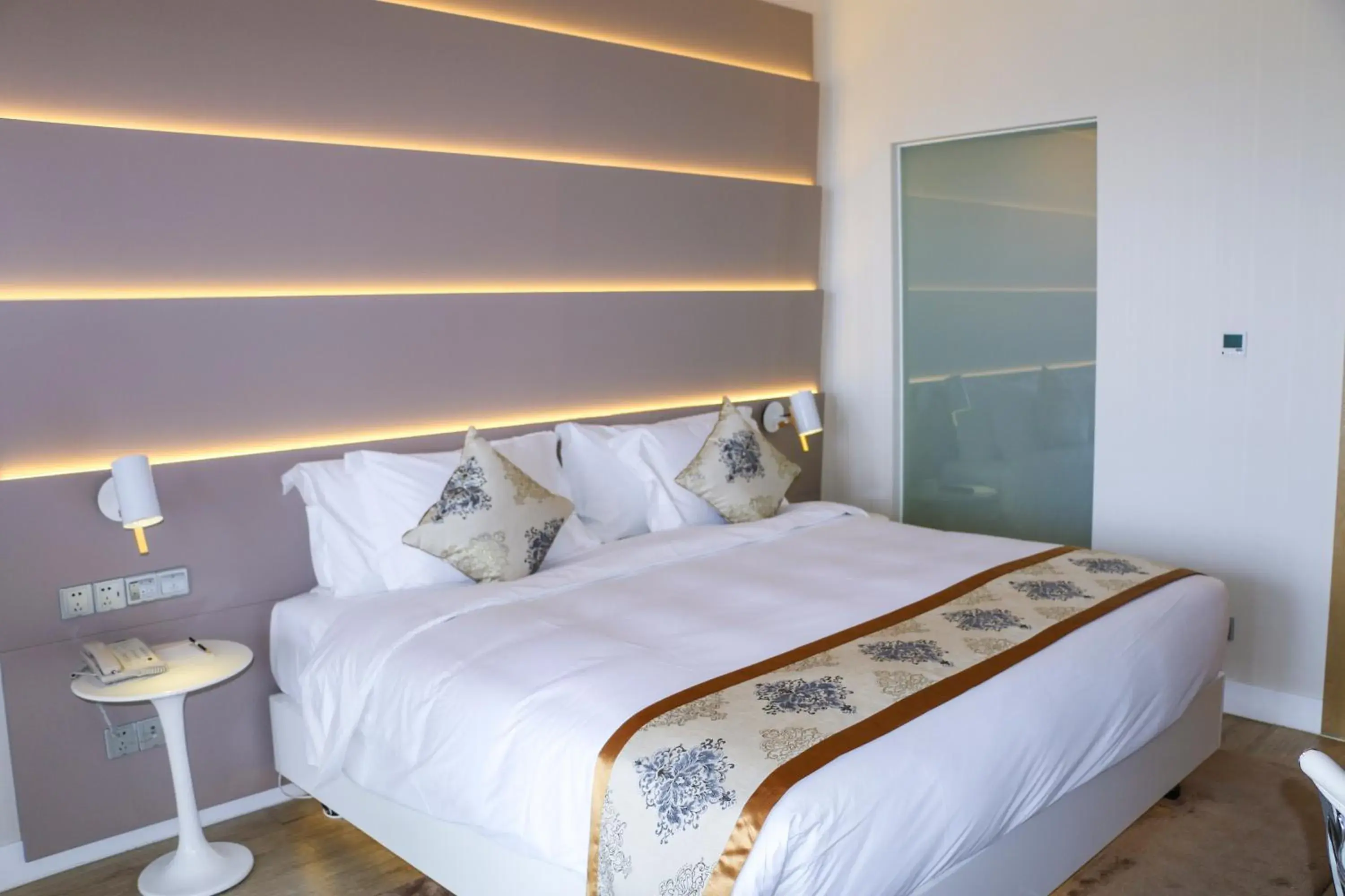 Bed in Sanya Phoenix Airport Hotel Bed in Sanya Phoenix Airport Hotel