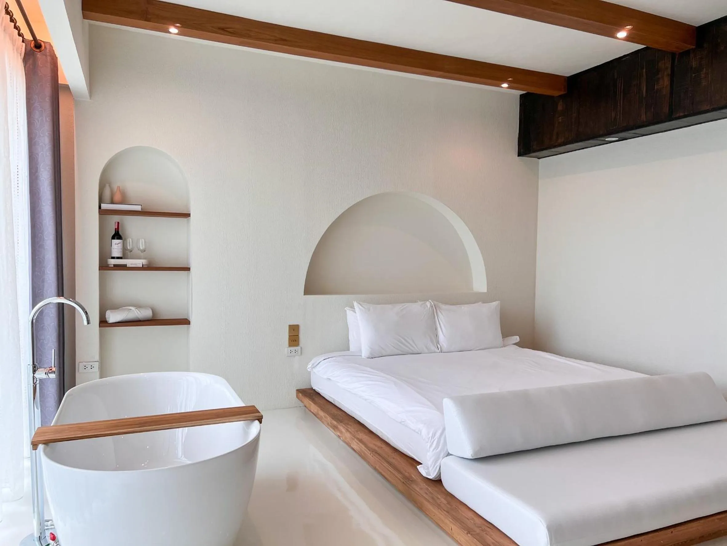 Bed in Inlaya Ratchaburi