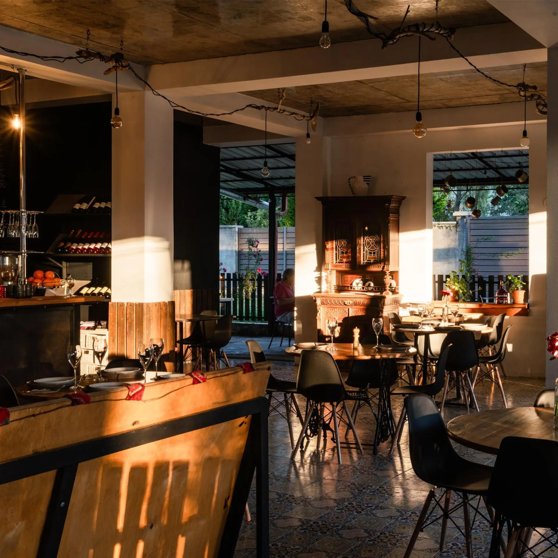 Restaurant/places to eat in Simple Pleasures Shekvetili