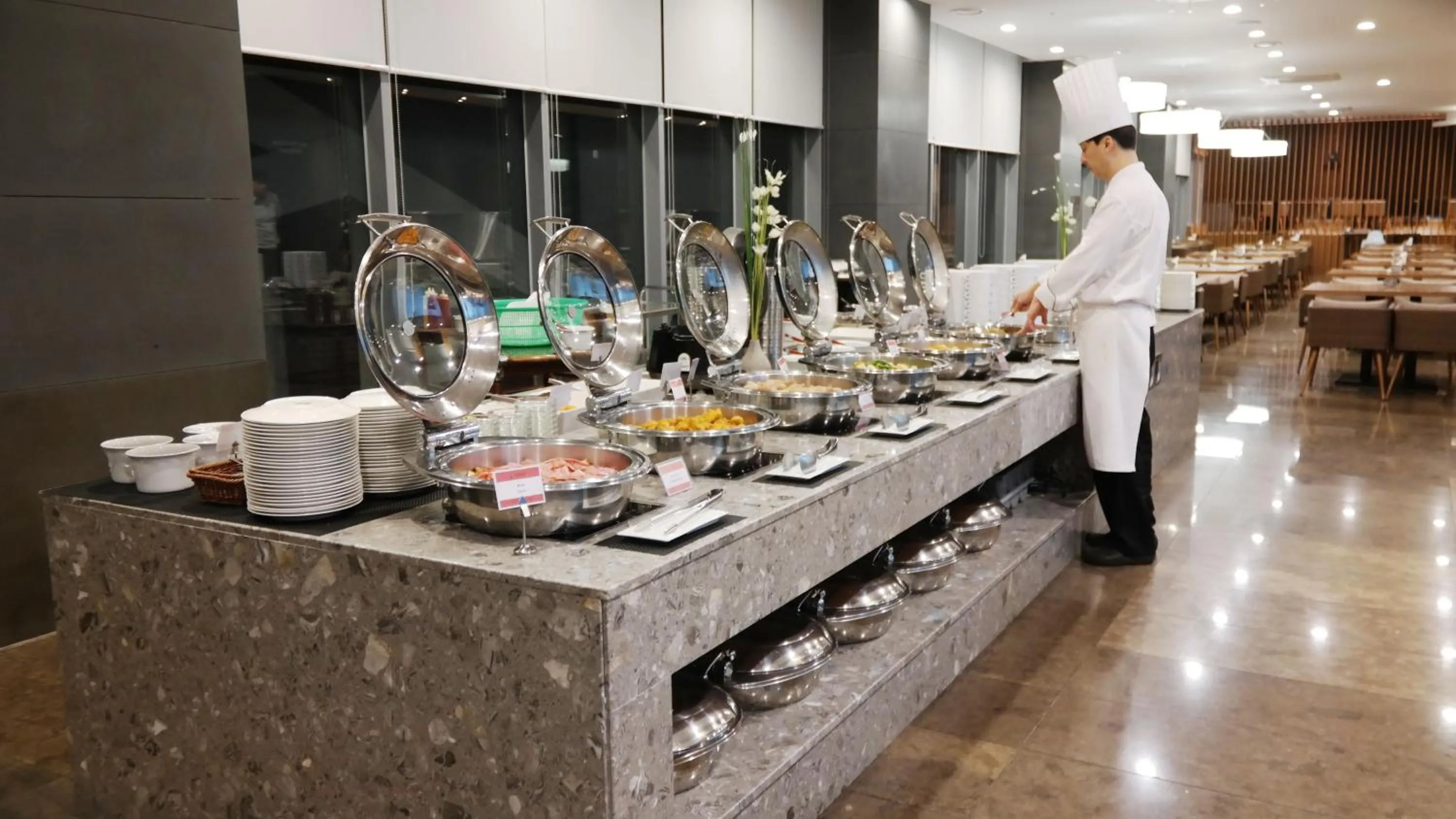 Restaurant/places to eat in Hotel bridge Seogwipo