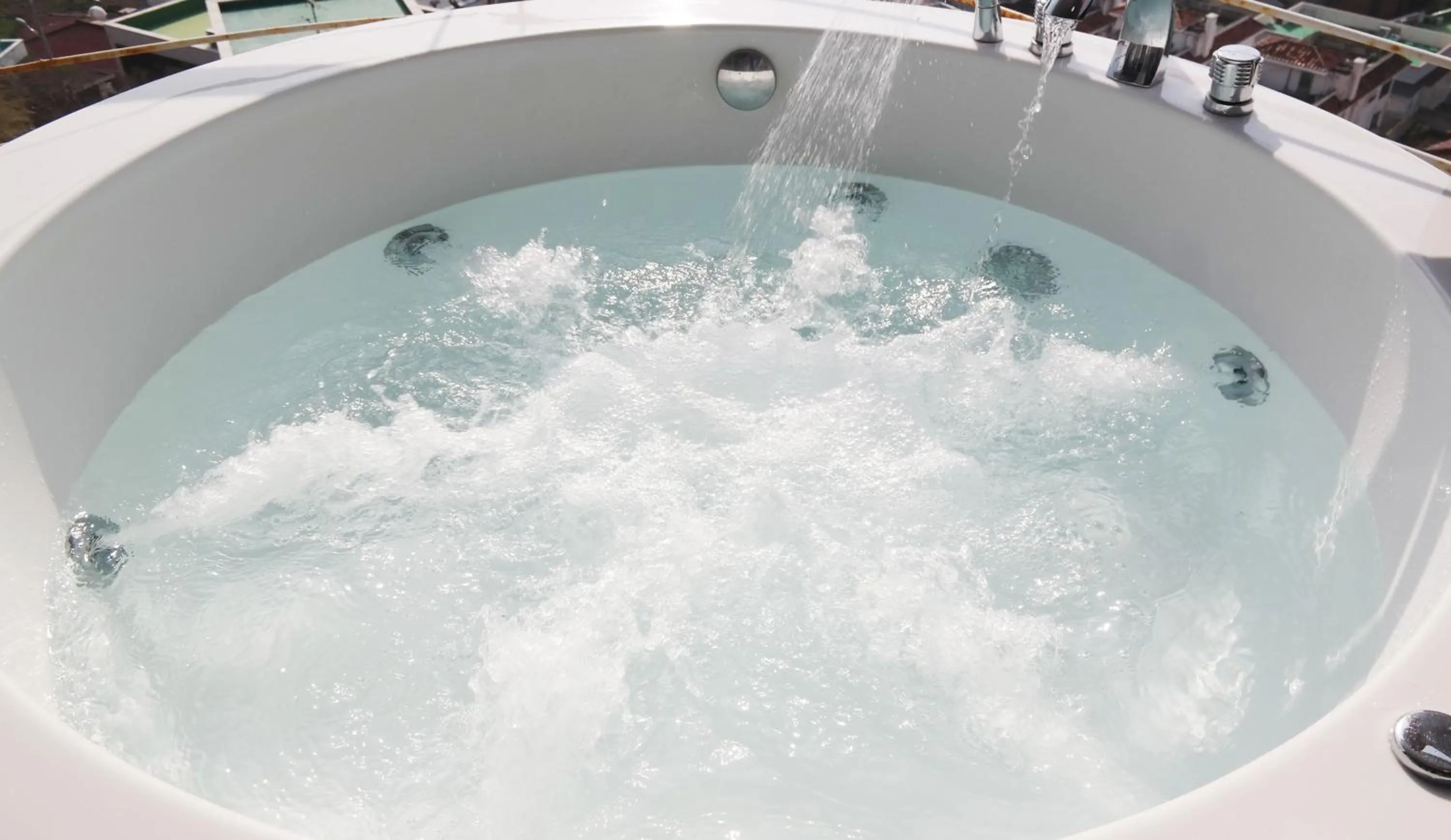 Hot Tub in Hotel bridge Seogwipo