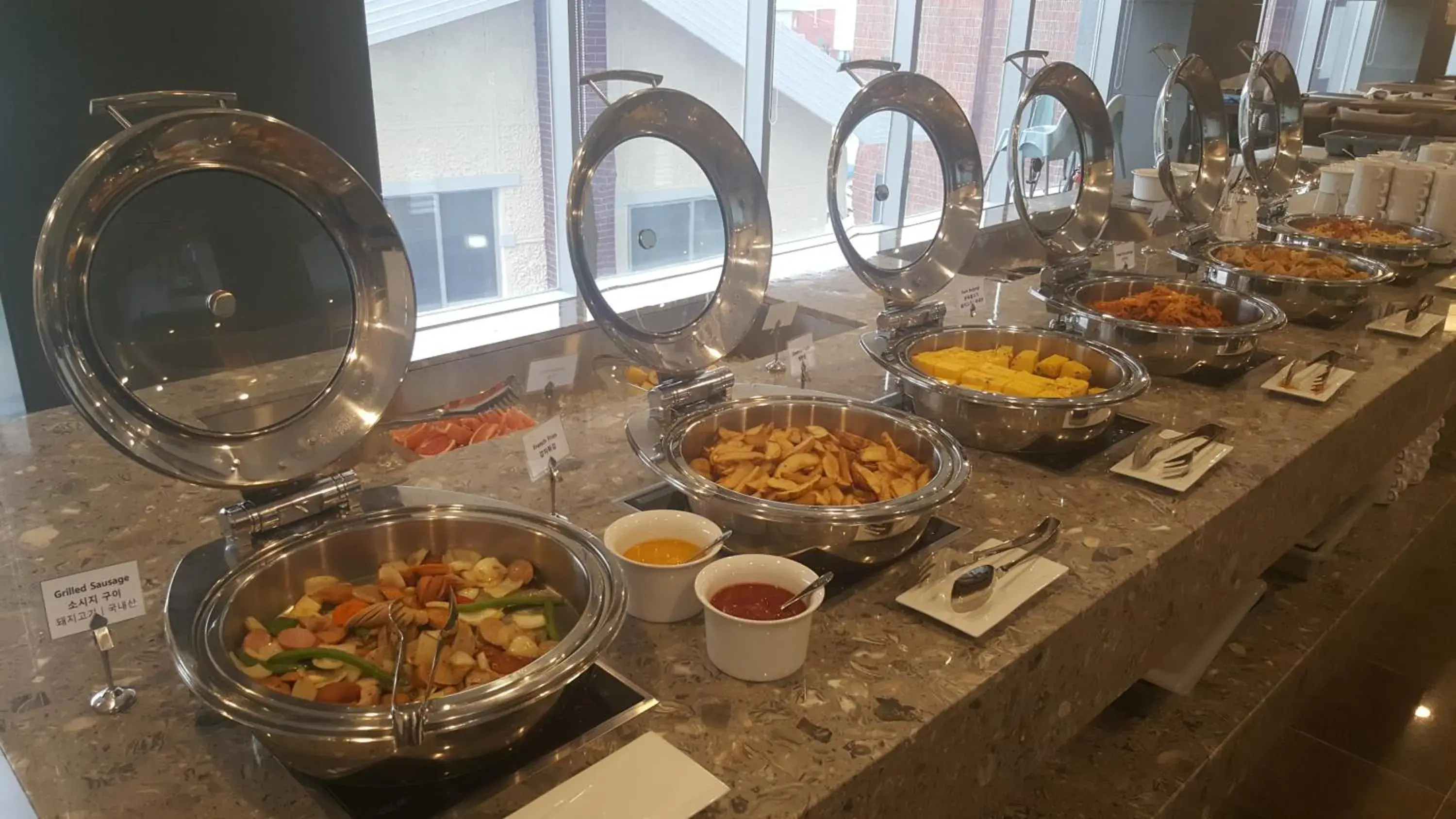 Restaurant/places to eat in Hotel bridge Seogwipo Restaurant/places to eat in Hotel bridge Seogwipo