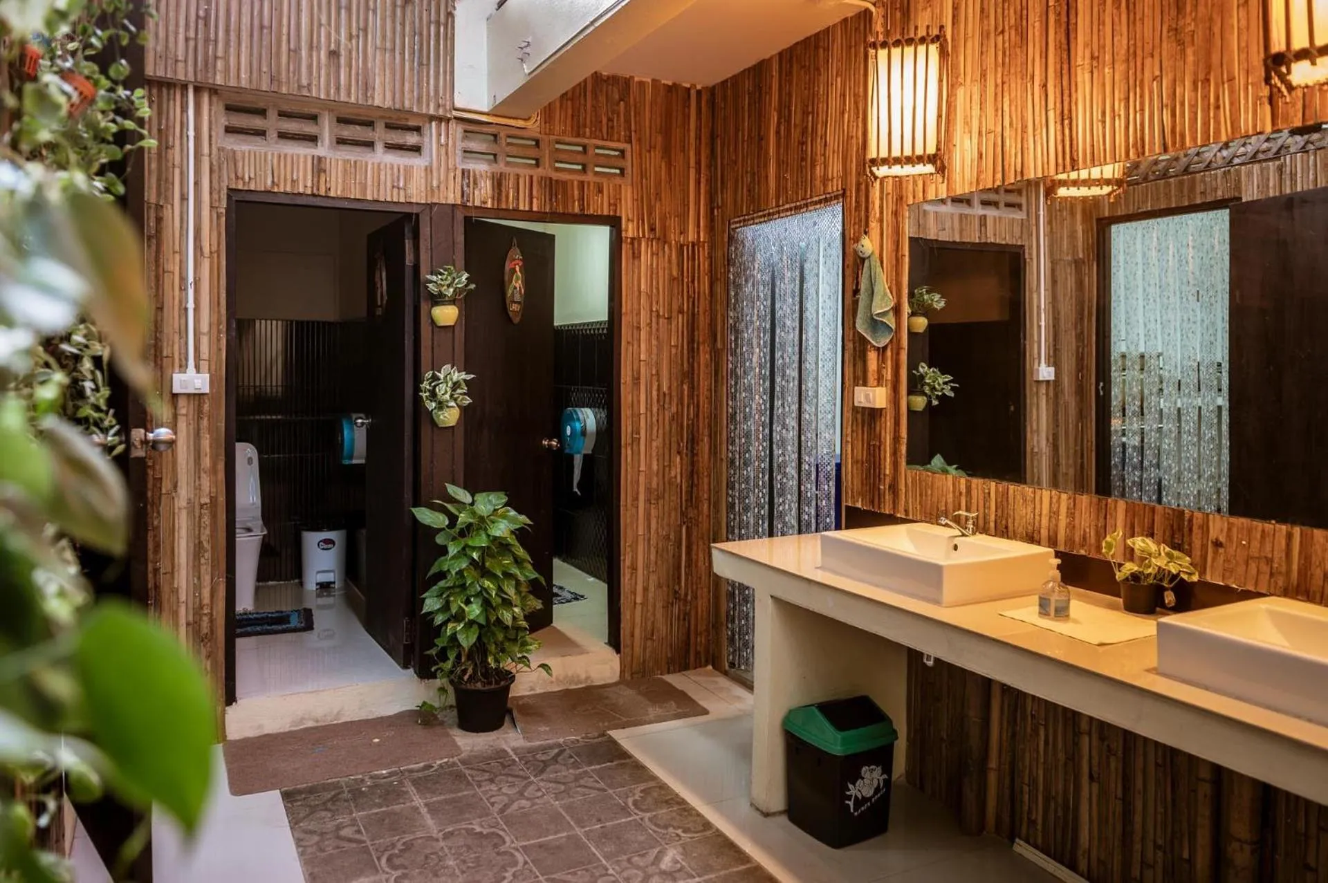 Area and facilities in Boutique Hotel & Restaurant, Jaidee Bamboo Huts