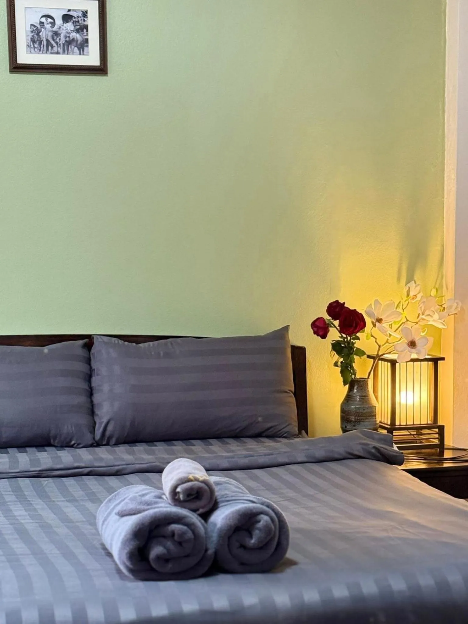Bedroom, Bed in Boutique Hotel & Restaurant, Jaidee Bamboo Huts