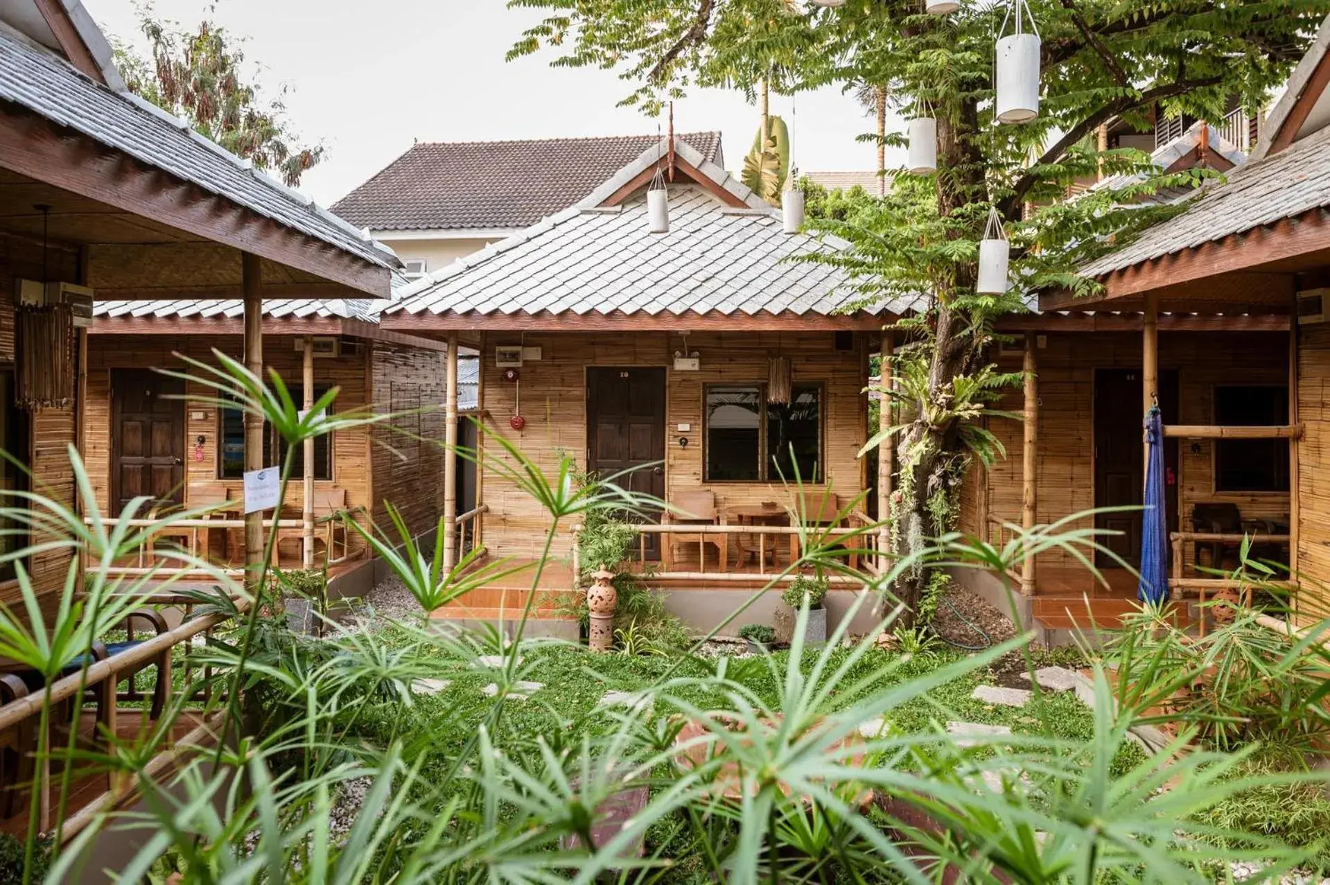Deluxe Bamboo Bungalow in Boutique Hotel & Restaurant, Jaidee Bamboo Huts Deluxe Bamboo Bungalow in Boutique Hotel & Restaurant, Jaidee Bamboo Huts