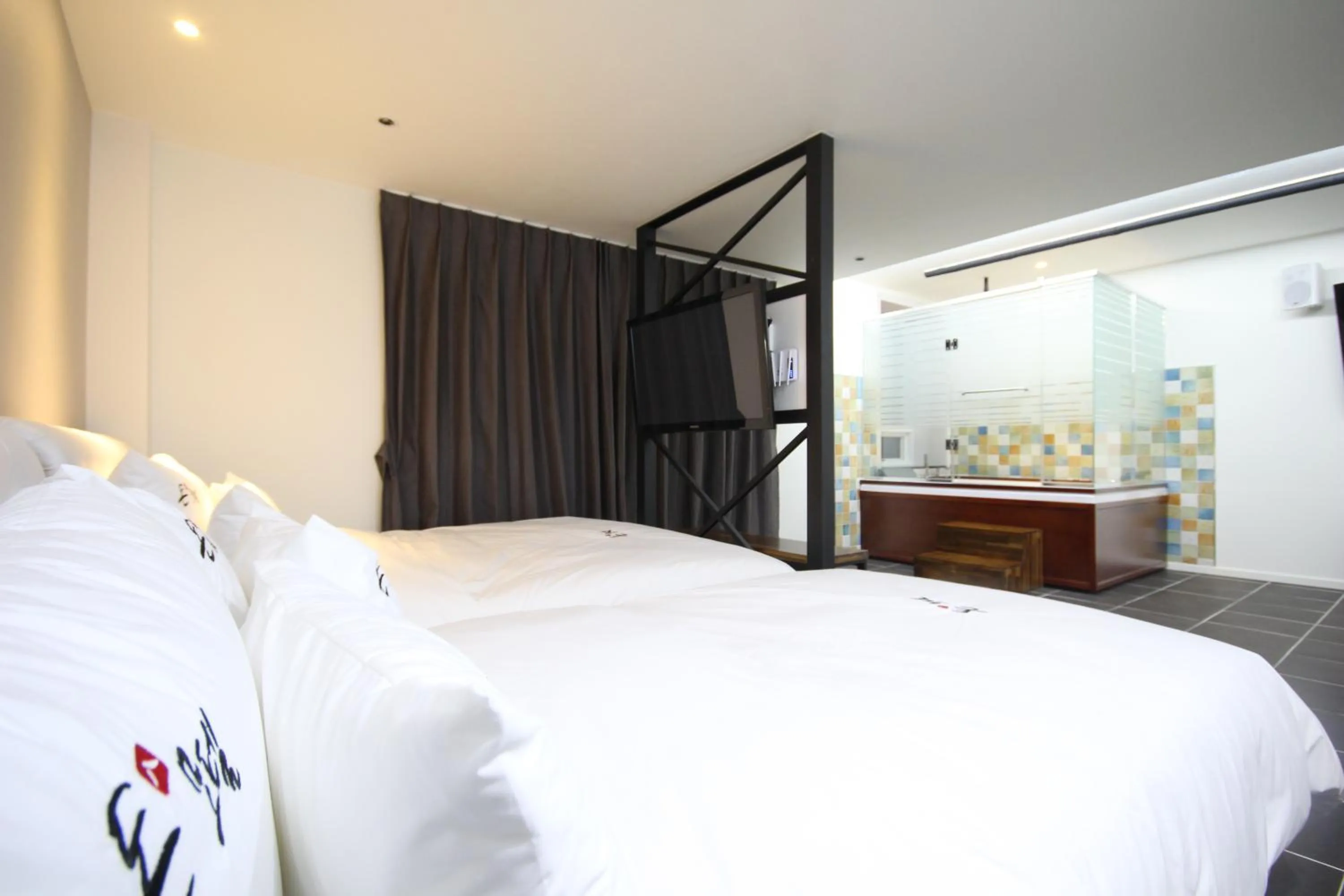 Decorative detail, Bed in Hotel Don