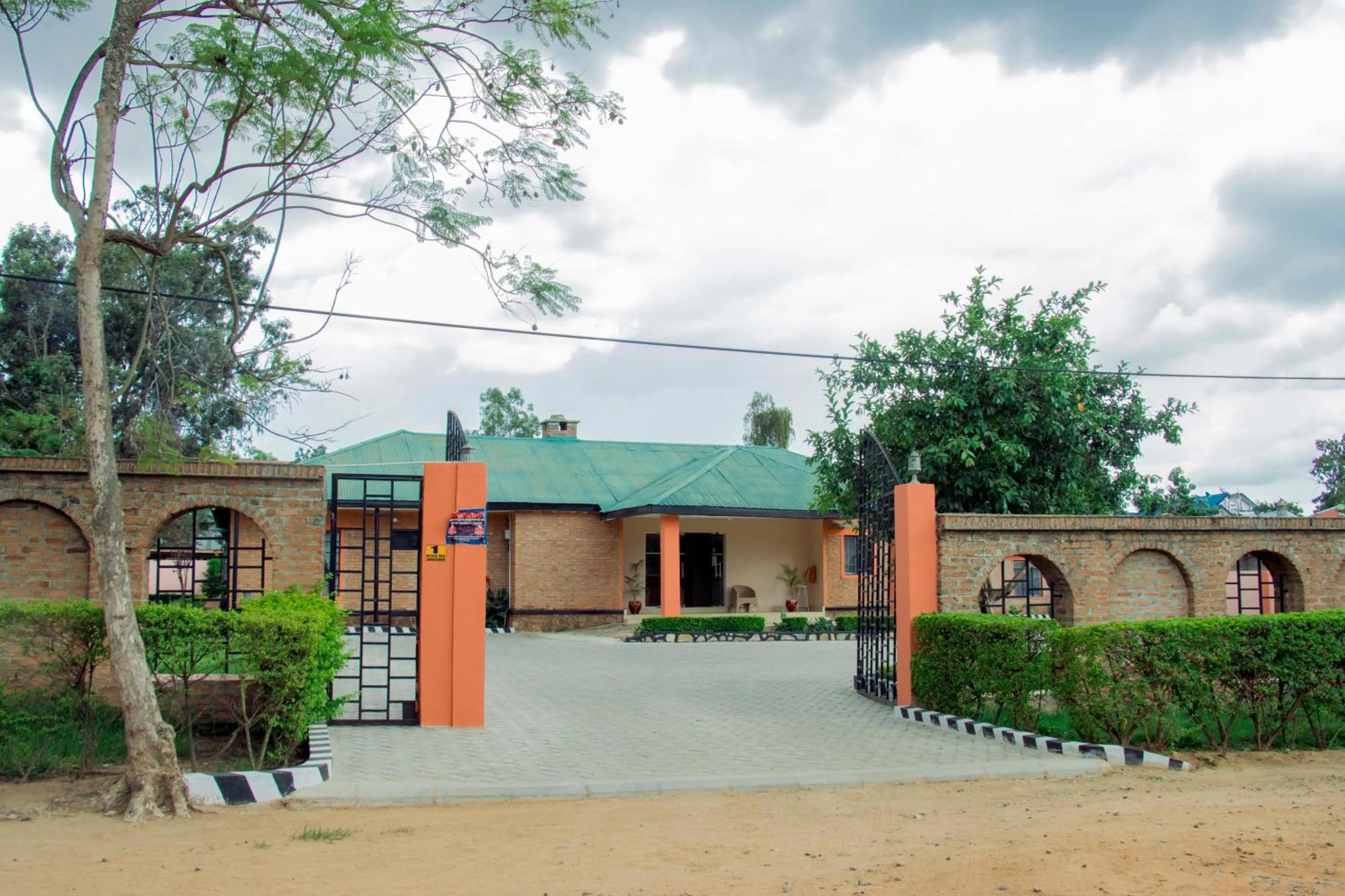 Property building in Zakinn Hotel Gangilonga