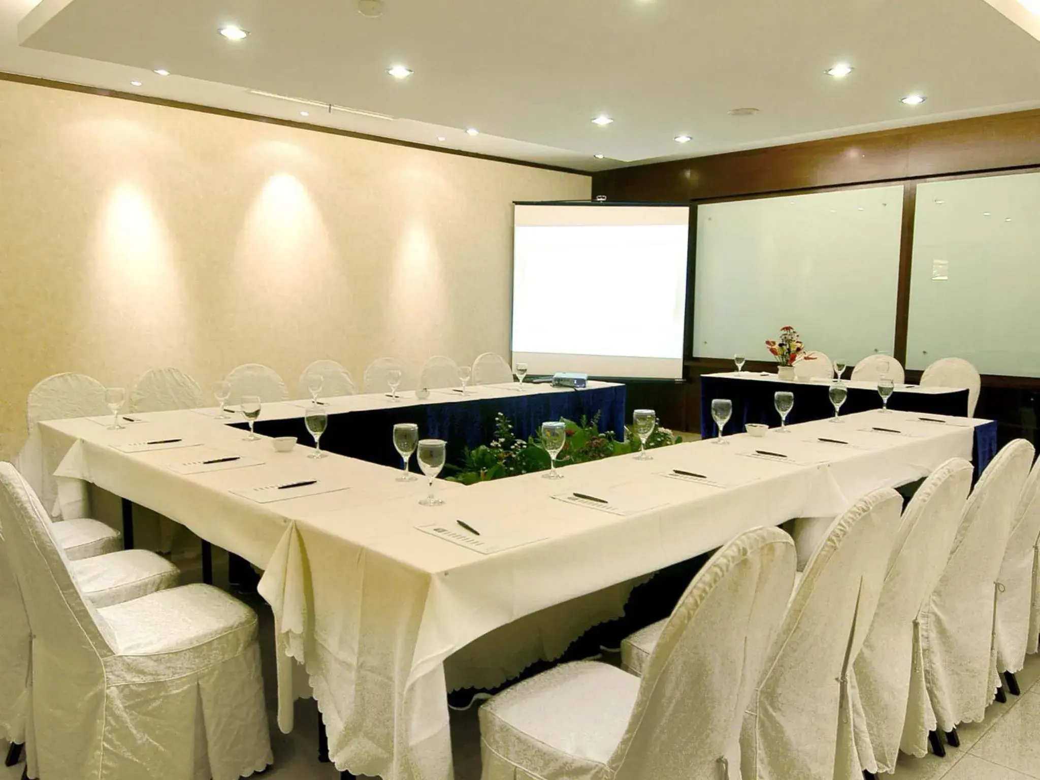 Property building in Hermes Palace Hotel Banda Aceh Property building in Hermes Palace Hotel Banda Aceh