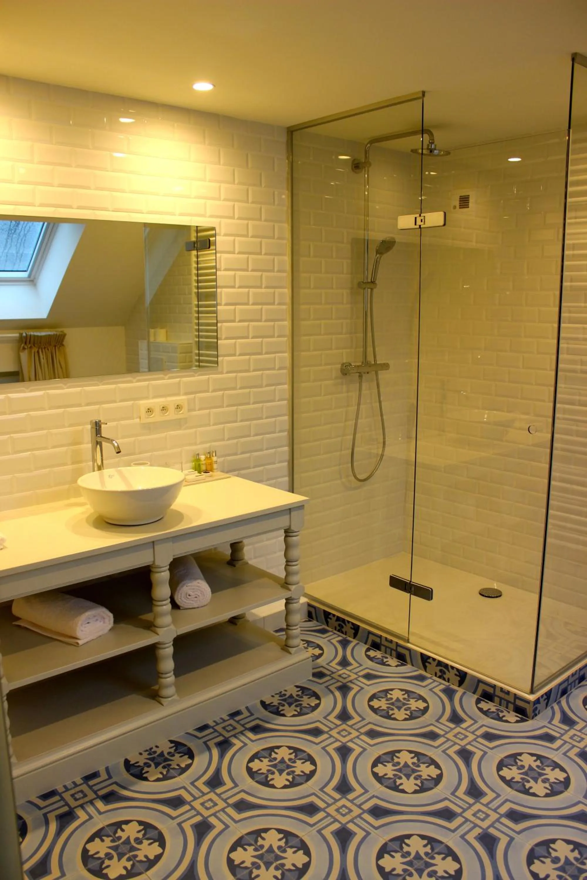 Bathroom in The Hamptons Boutique Hotel