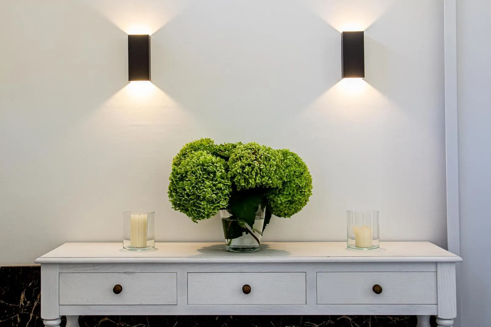 Facade/entrance in The Hamptons Boutique Hotel