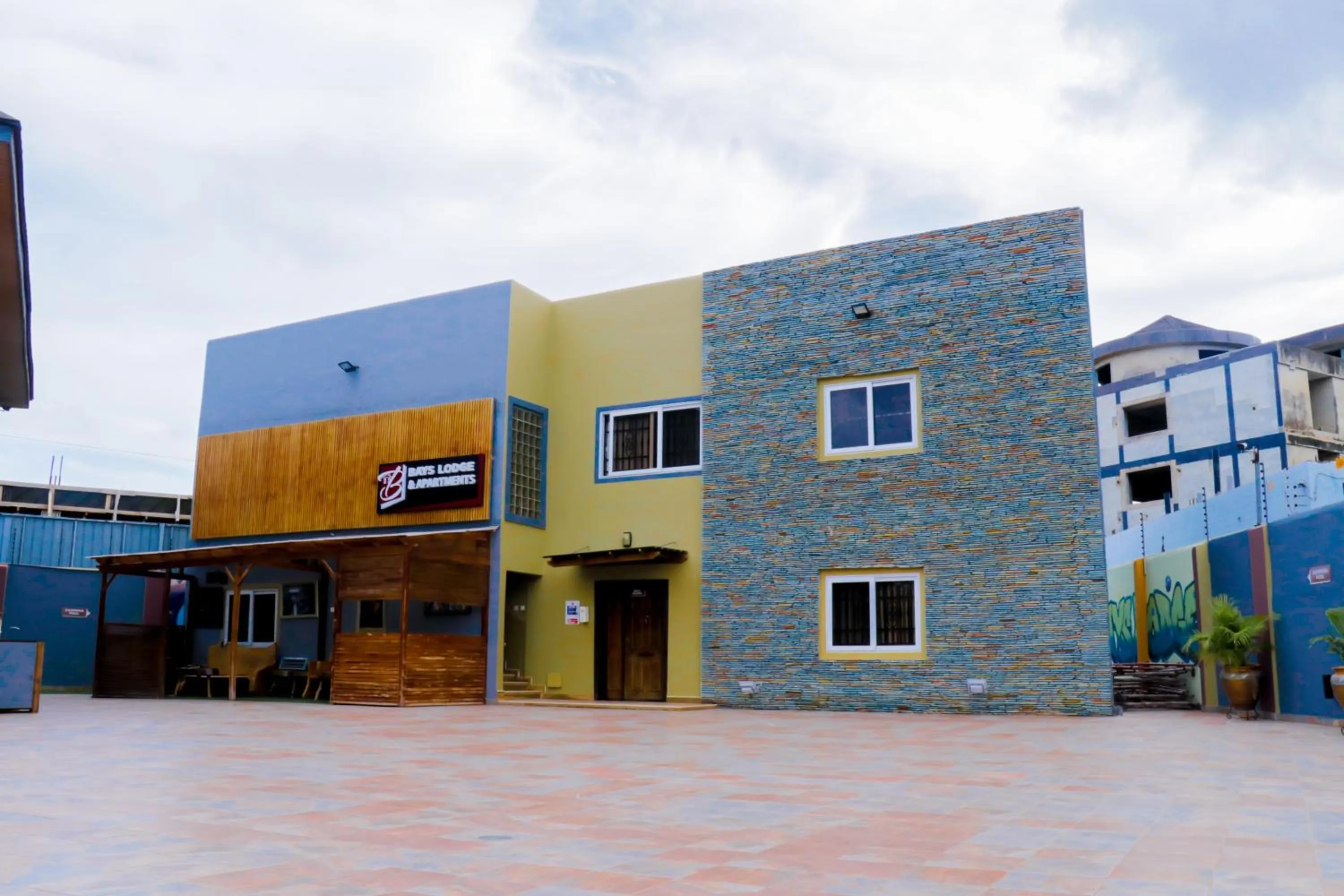 Property building in Bays Lodge, Accra