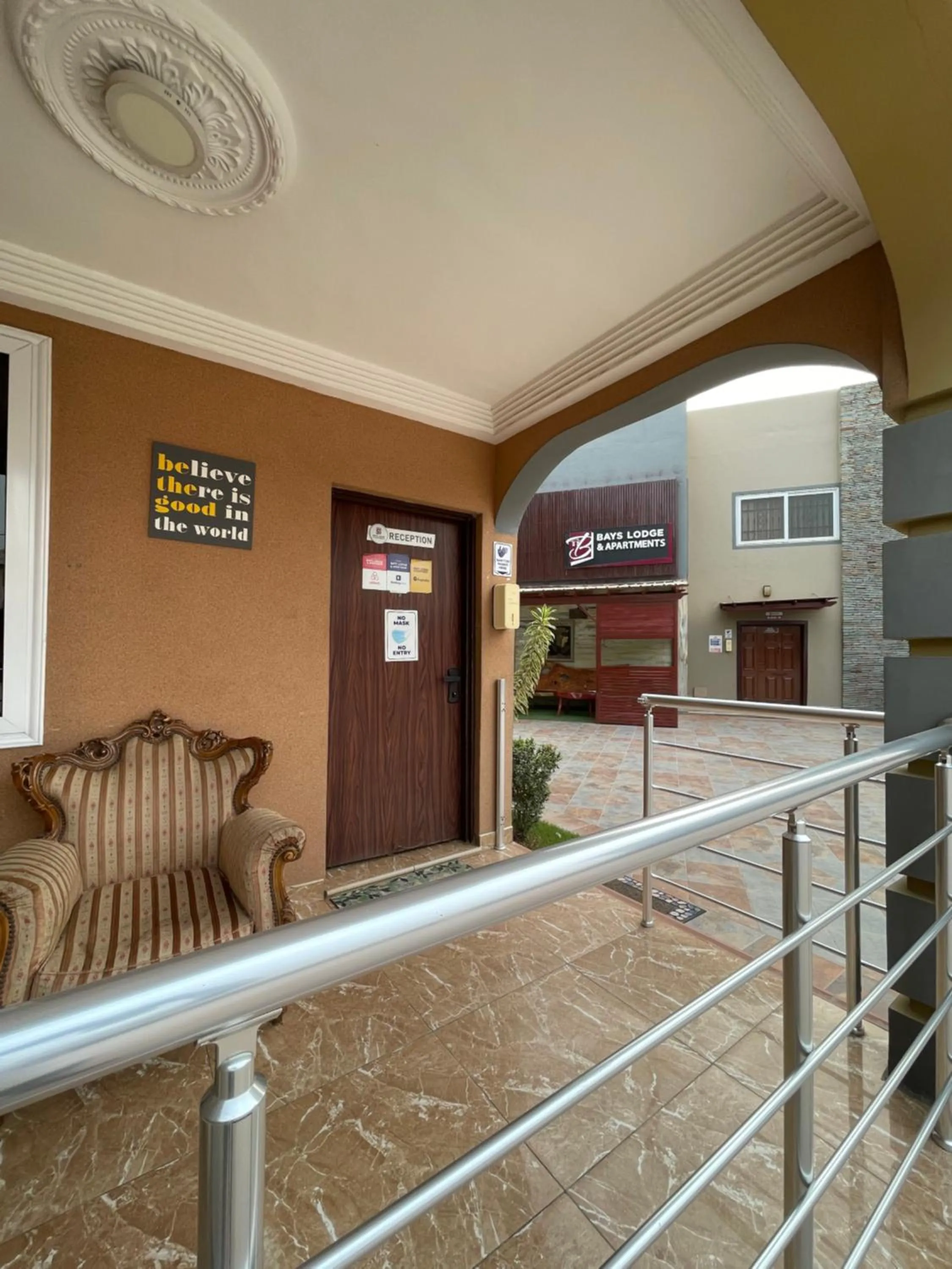 Facade/entrance in Bays Lodge, Accra