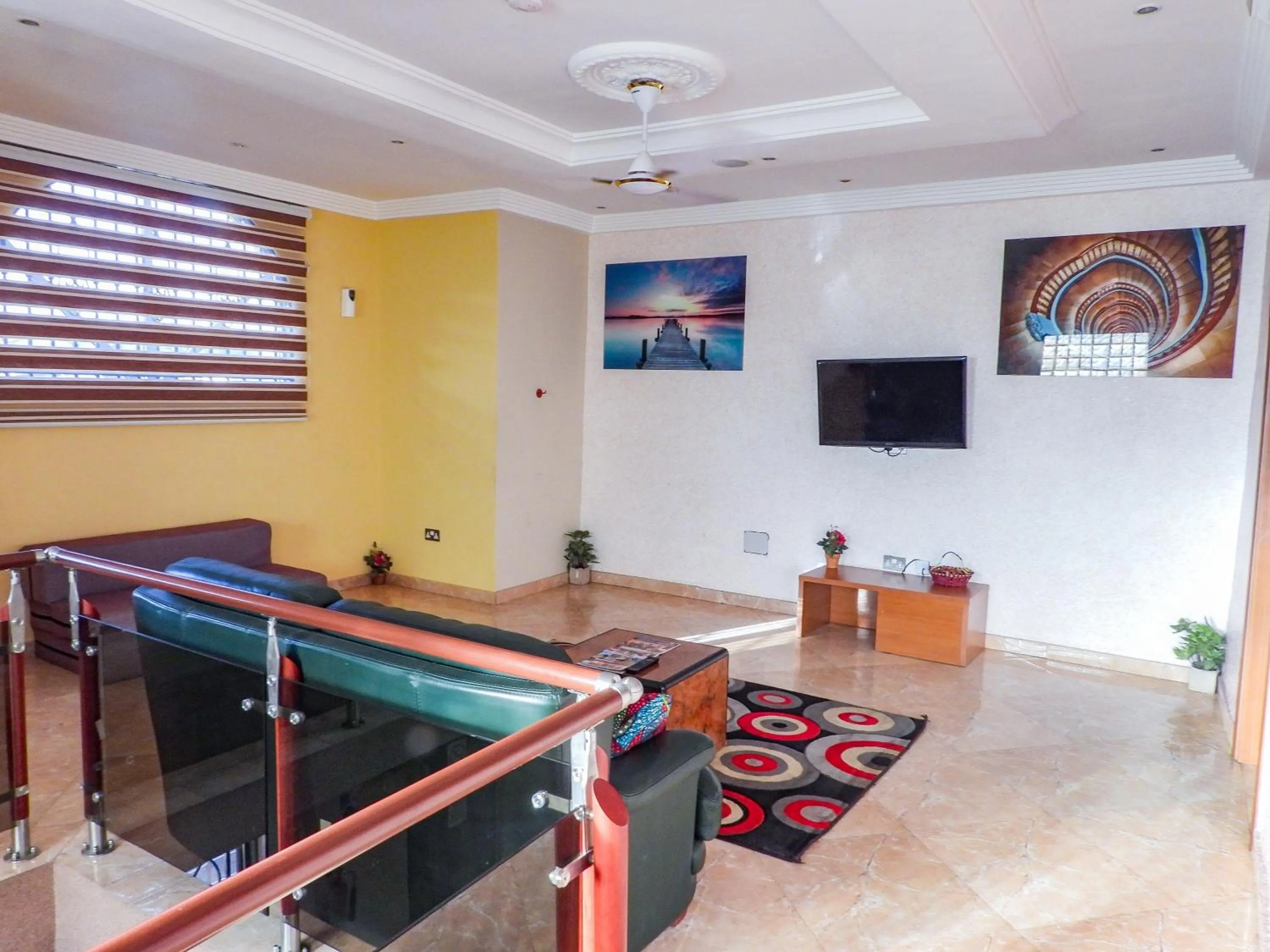 Lounge or bar in Bays Lodge, Accra