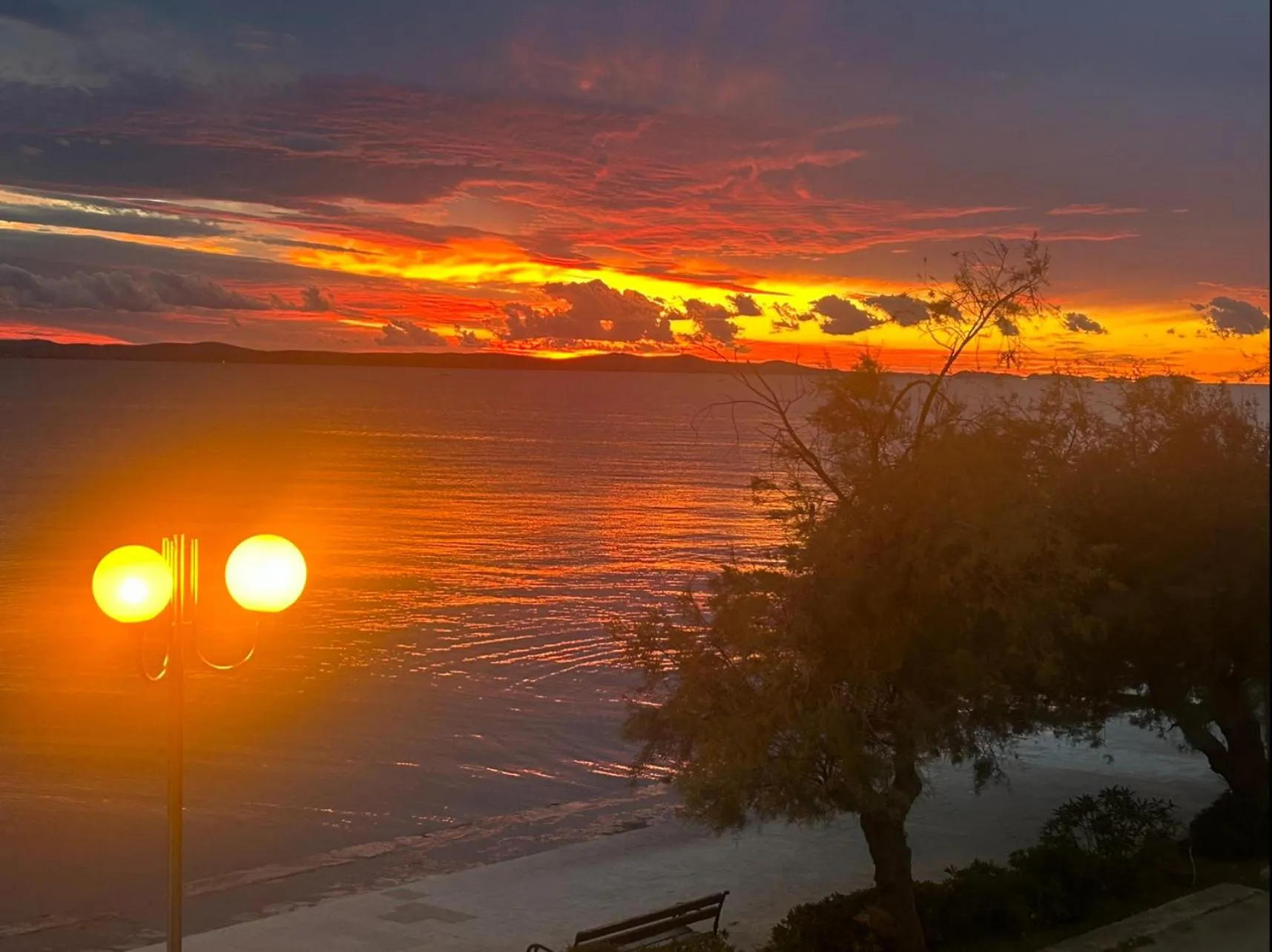 Restaurant/places to eat in Villa Nico