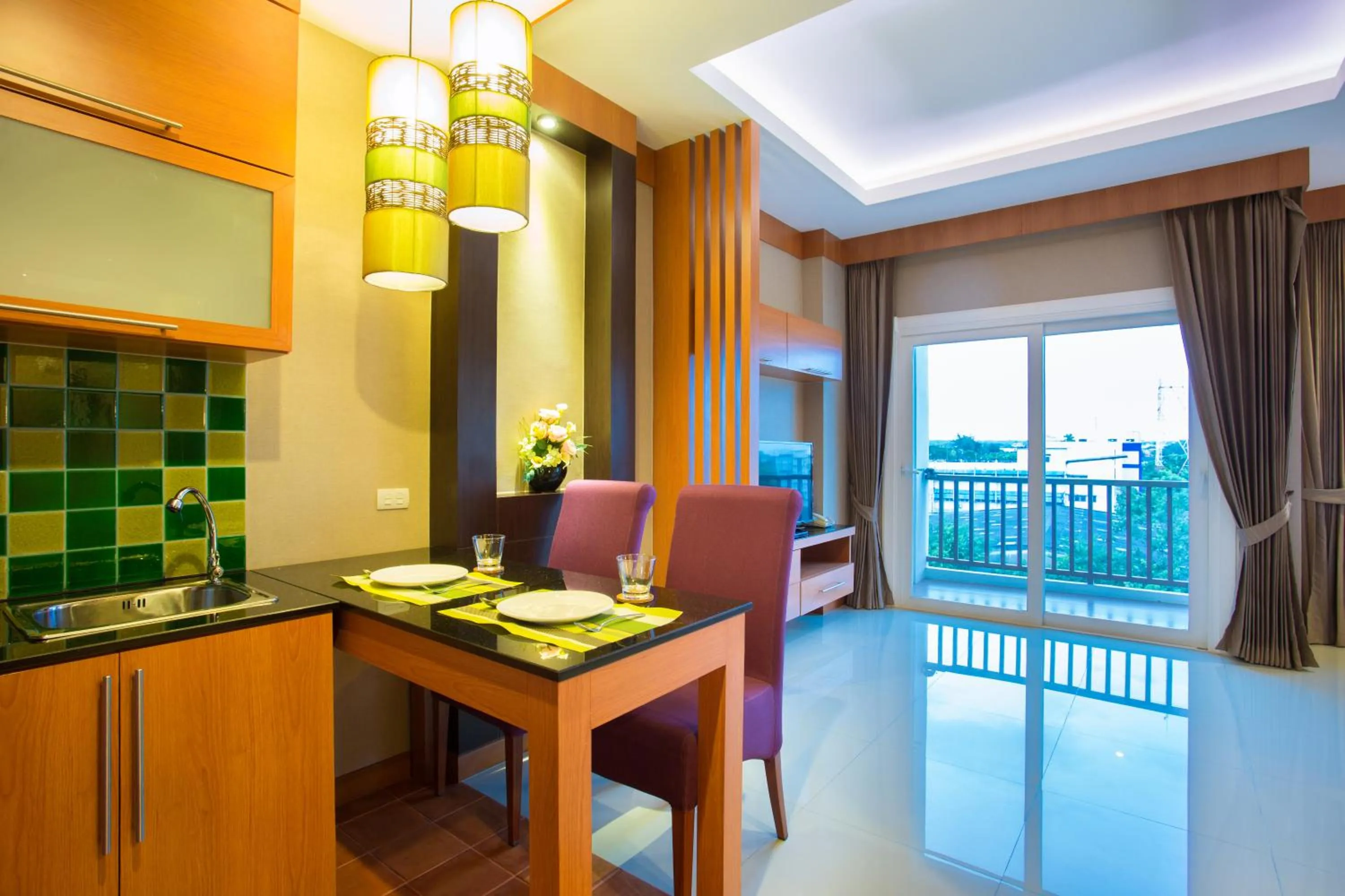 Romantic Khon Kaen Hotel
