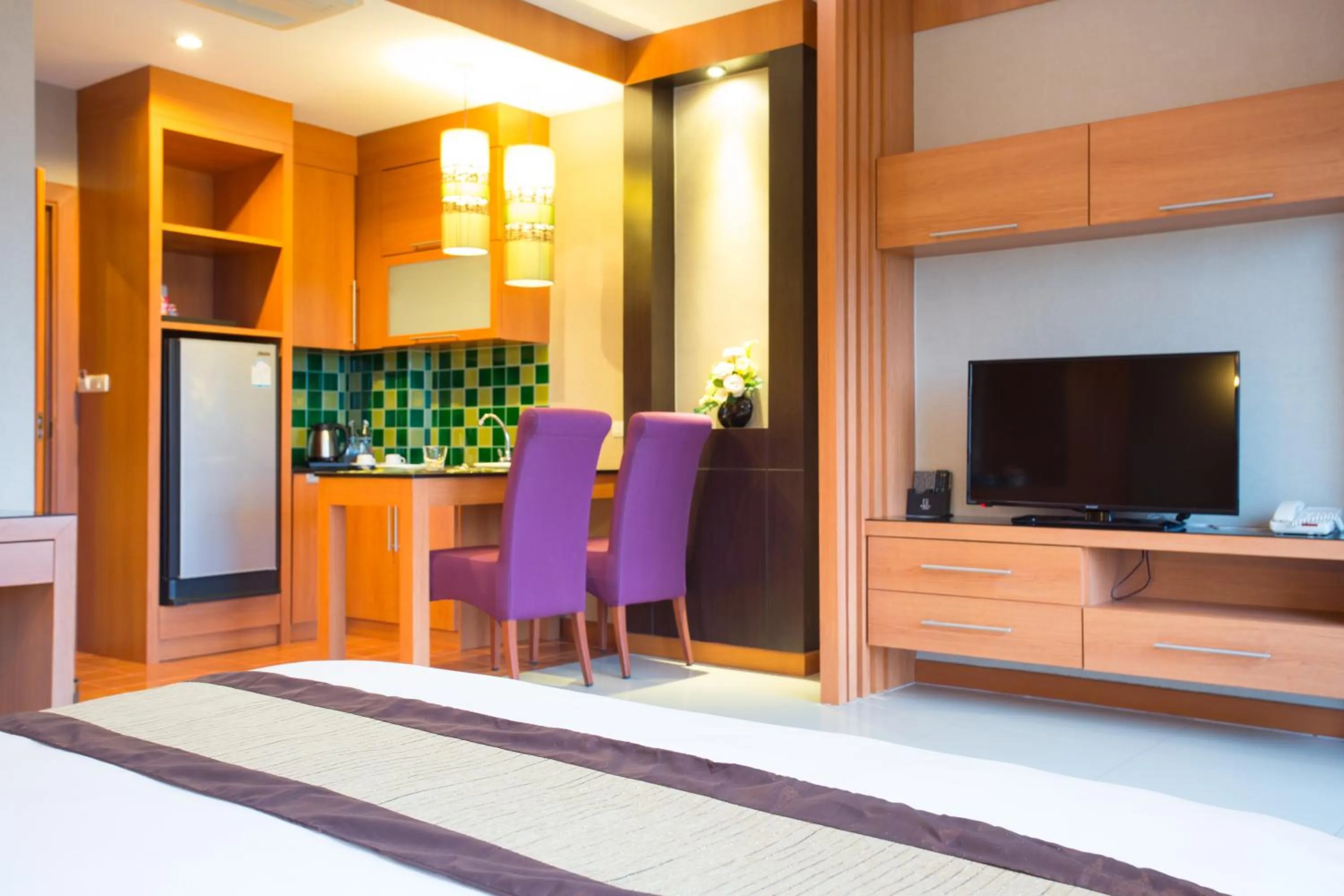 Romantic Khon Kaen Hotel