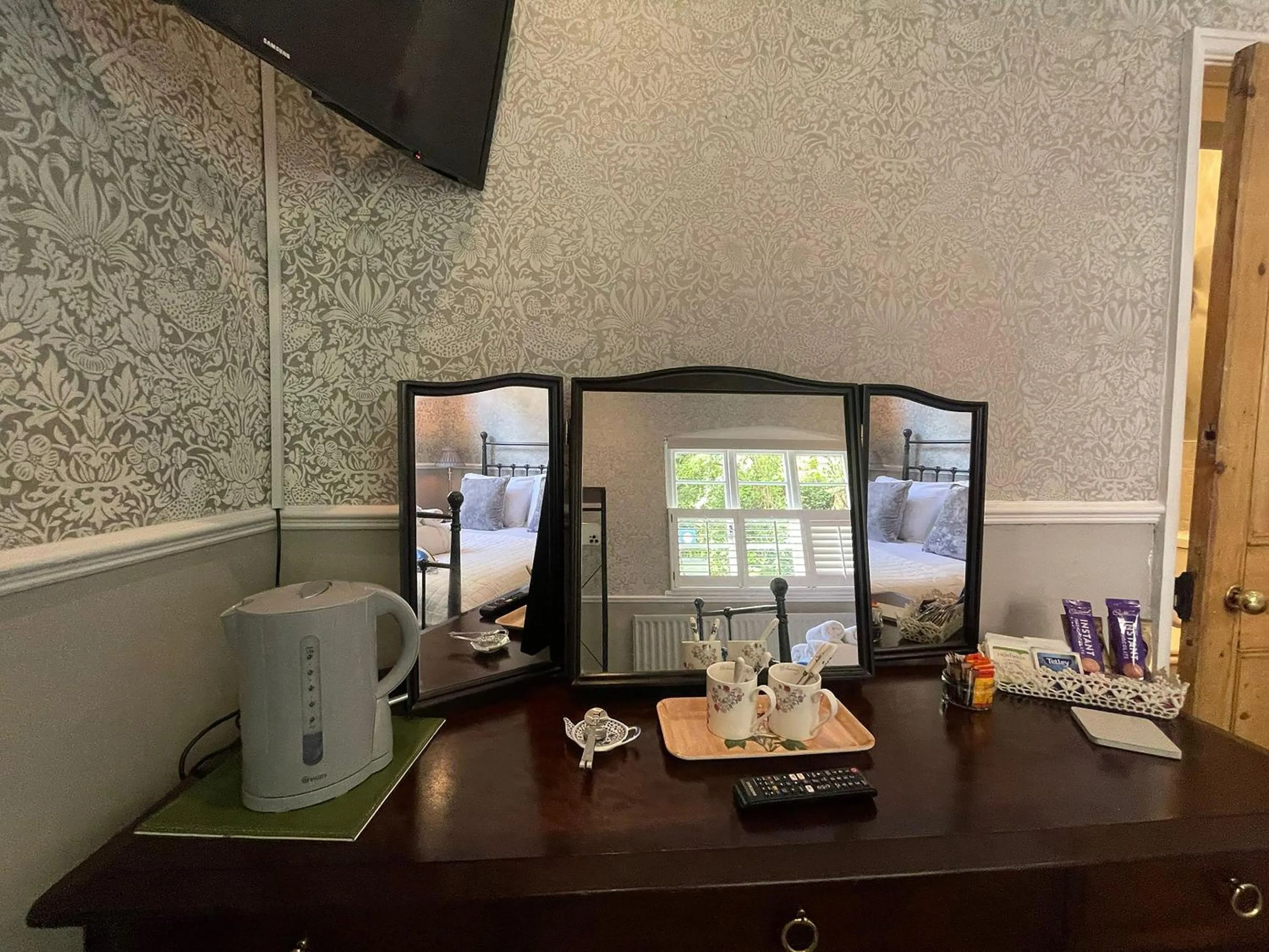 Bedroom in Heritage View Guest House