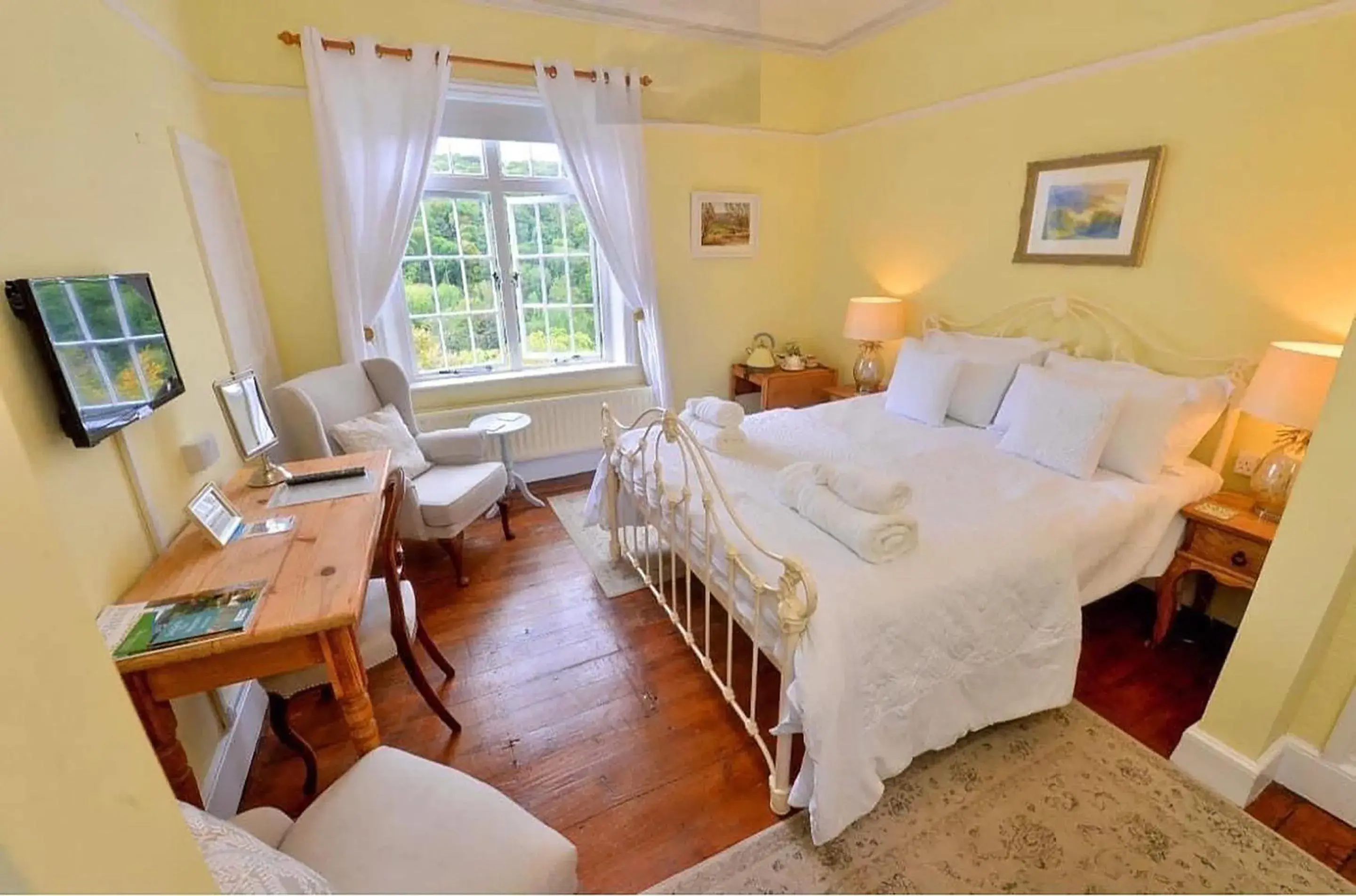 Bedroom, Bed in Heritage View Guest House Bedroom, Bed in Heritage View Guest House