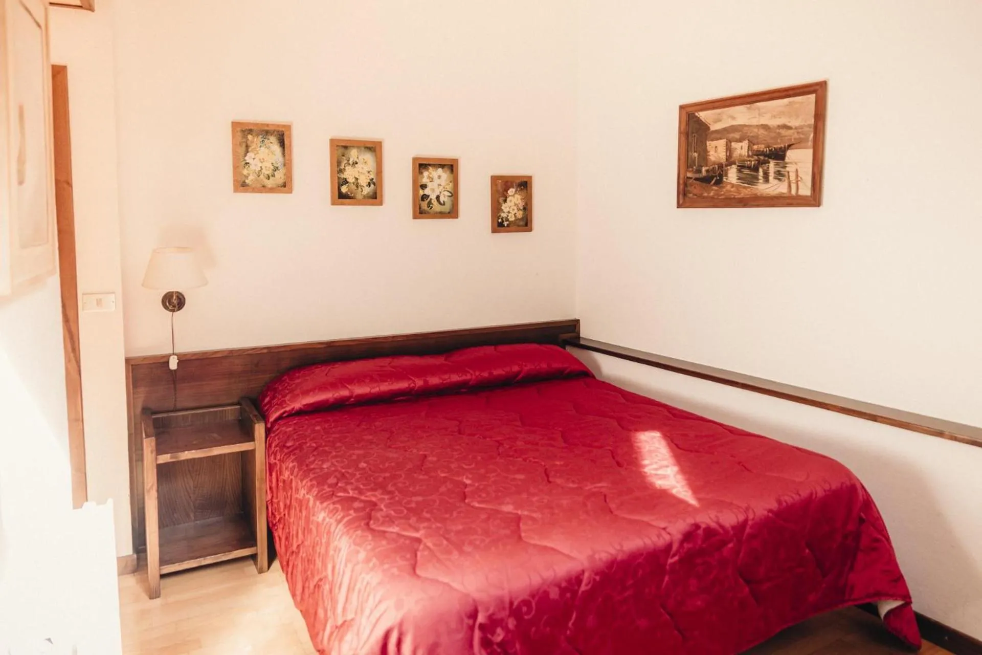 Bed in Albergo il Plistia