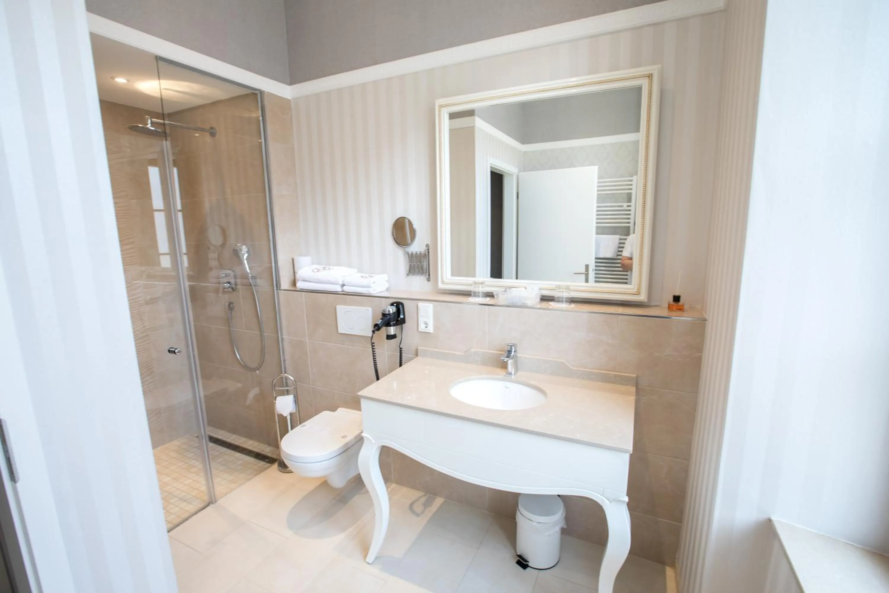 Bathroom in Hotel Amts-Apotheke