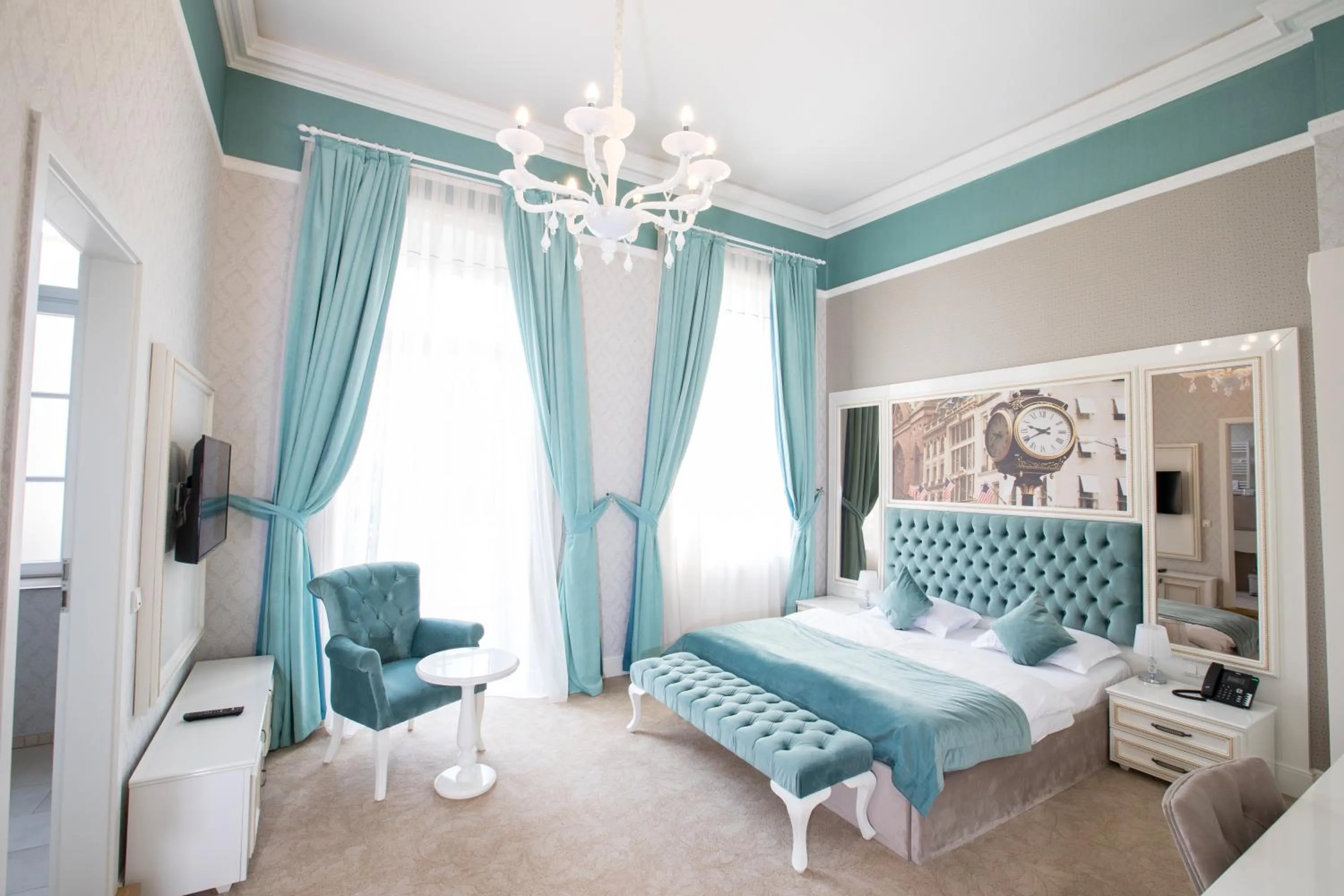 Photo of the whole room, Bed in Hotel Amts-Apotheke