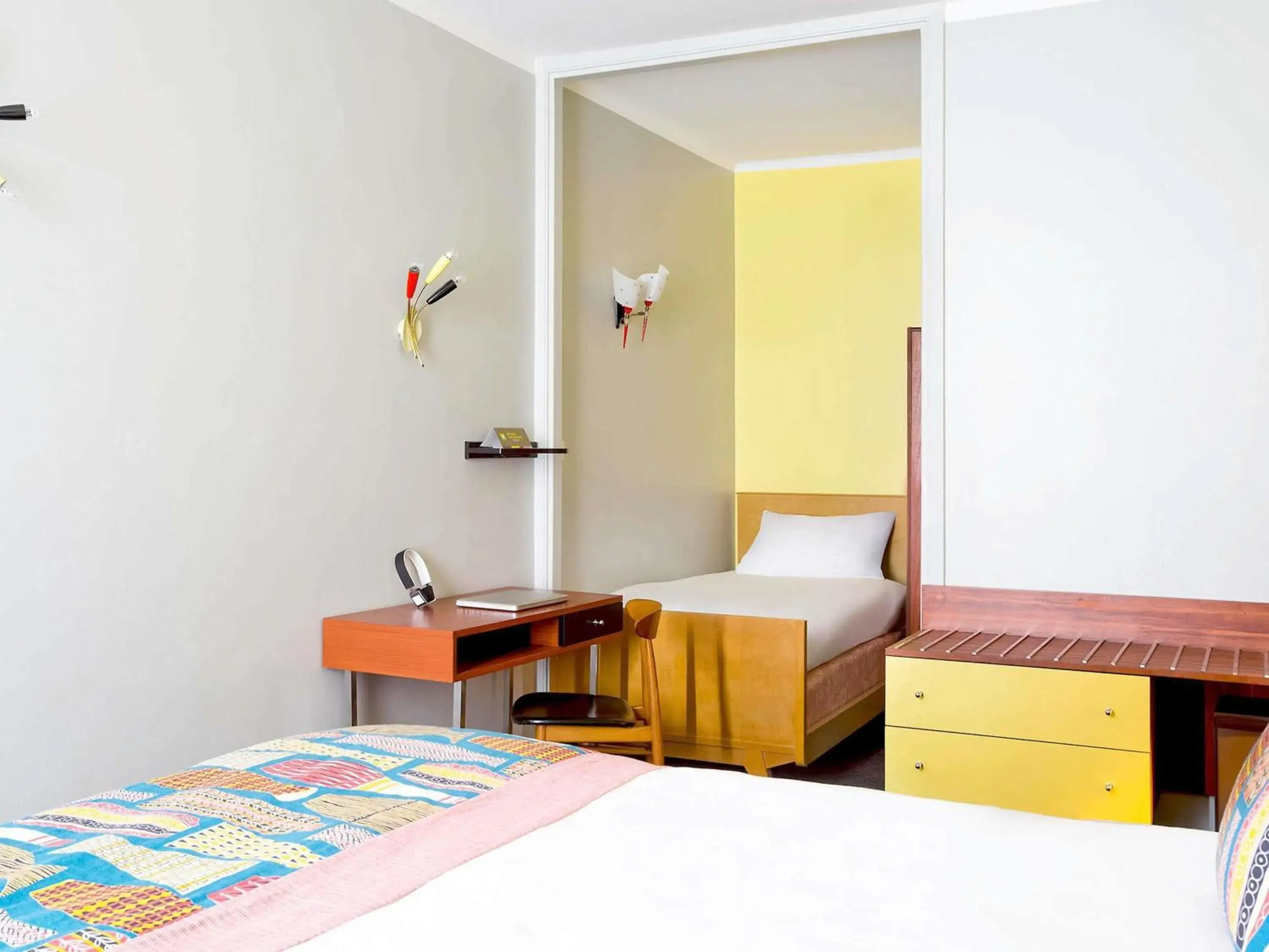 Property building, Bed in ibis Styles Le Havre Centre Property building, Bed in ibis Styles Le Havre Centre