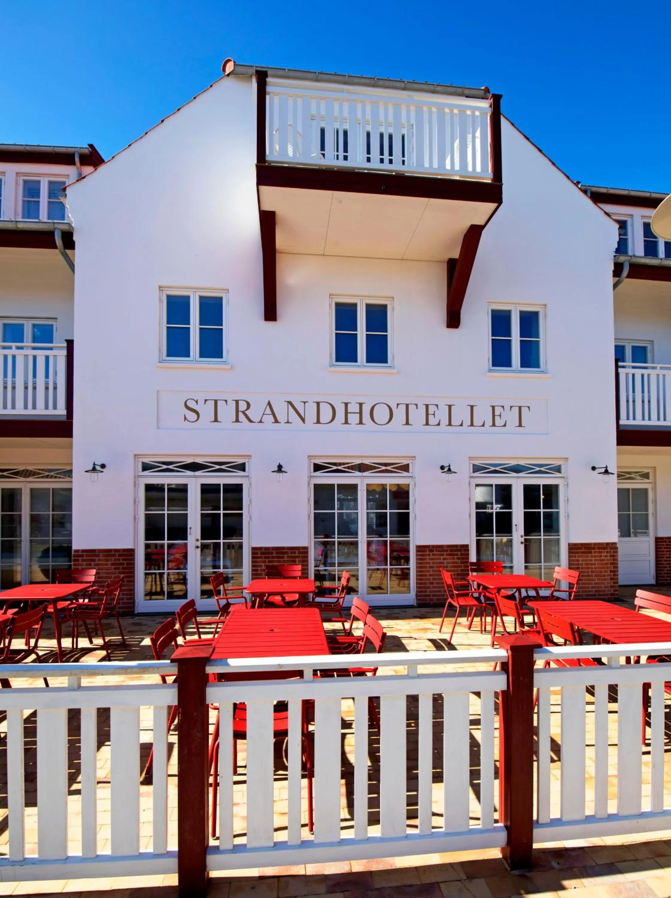 Property building in Strandhotellet