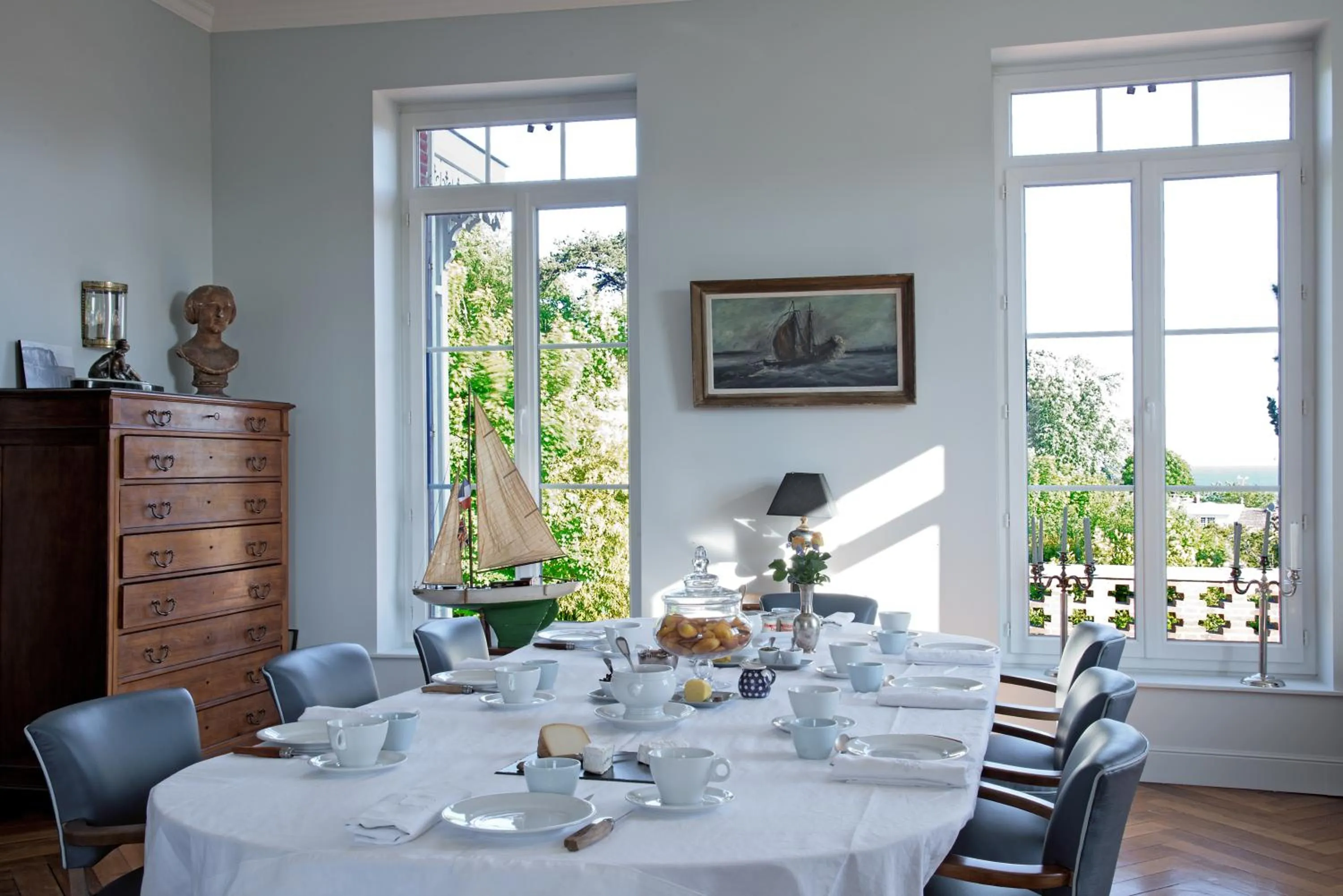 Breakfast in Castel De La Terrasse