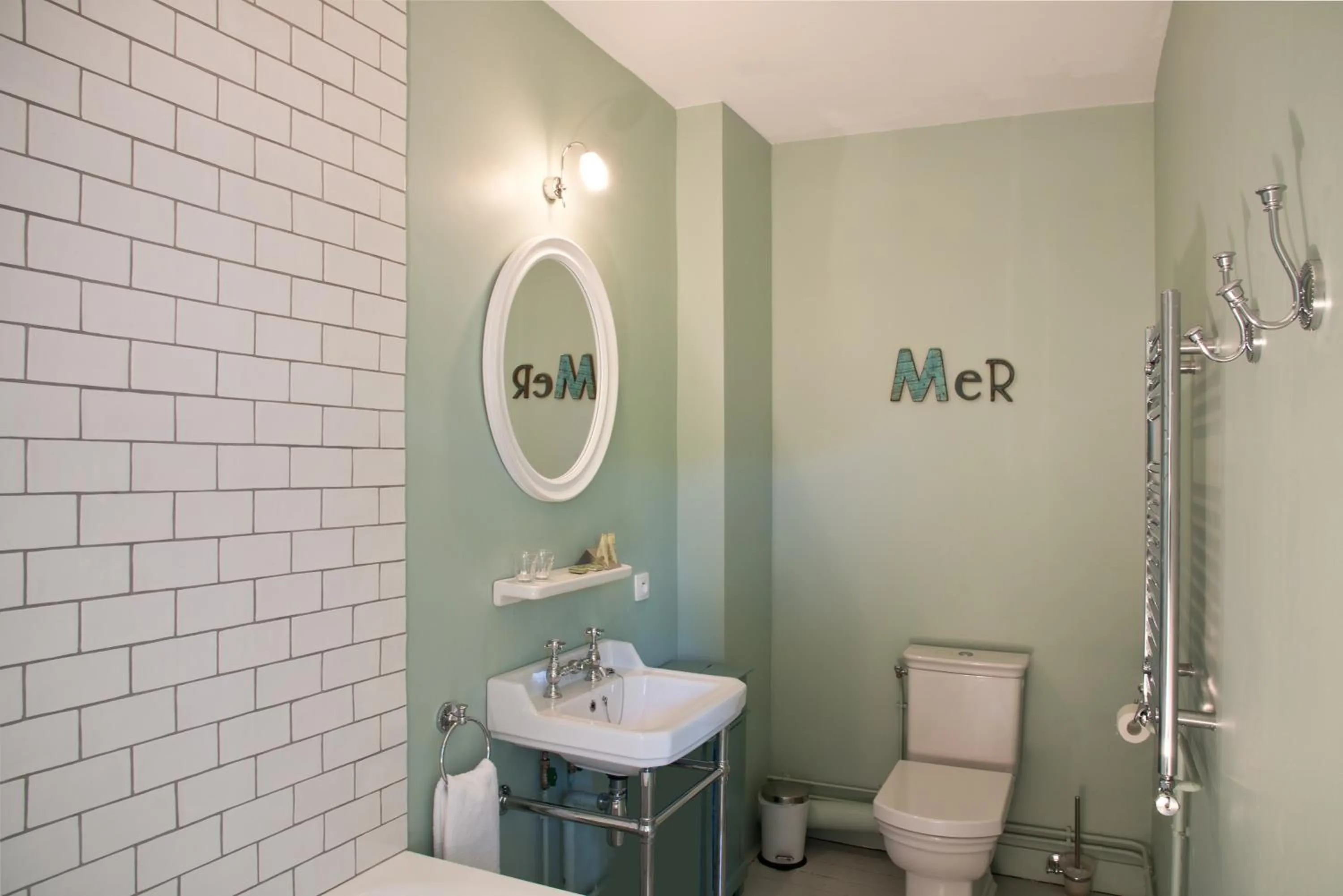 Castel De La Terrasse