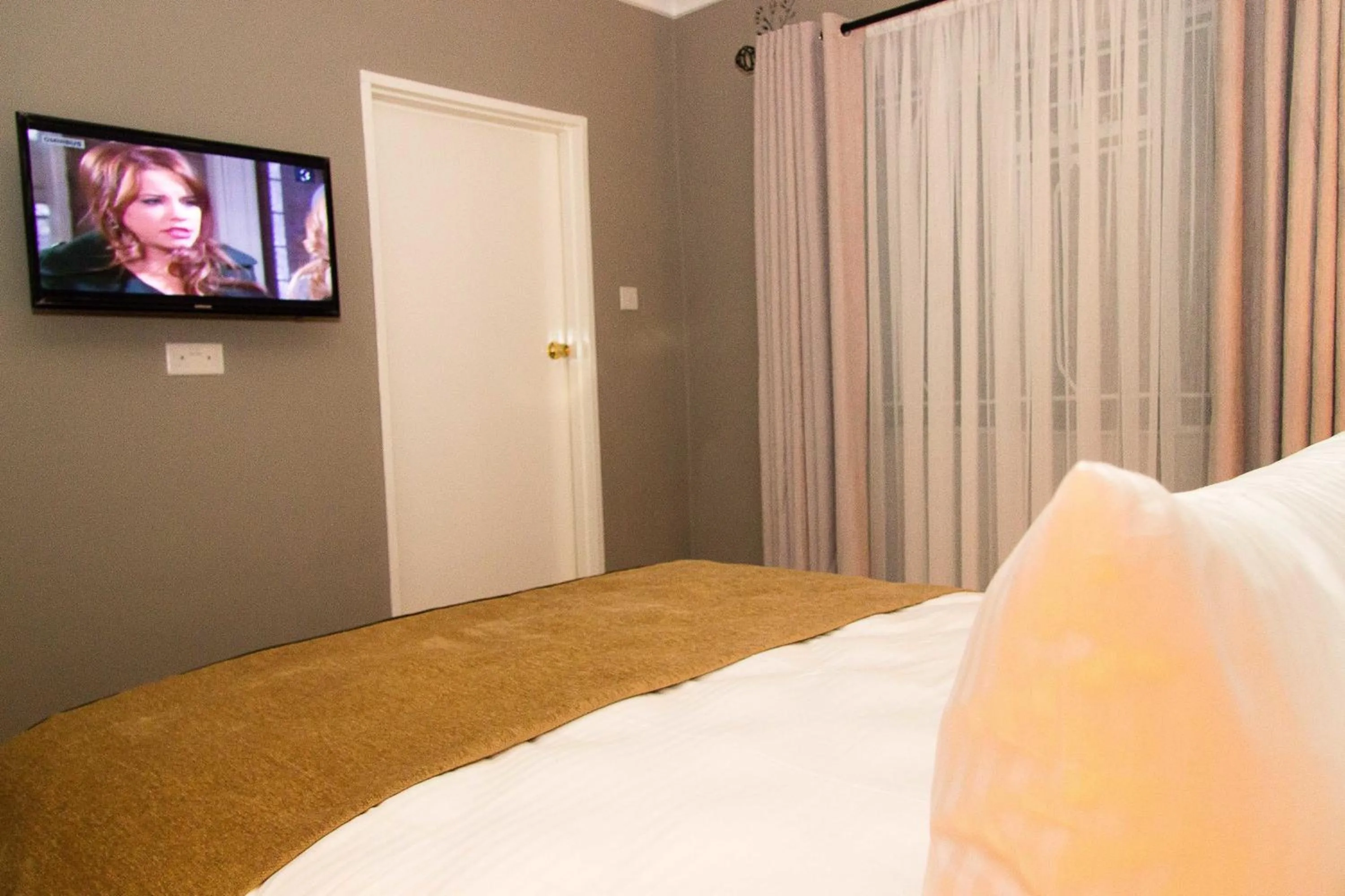 Bed in Sarum Lodge