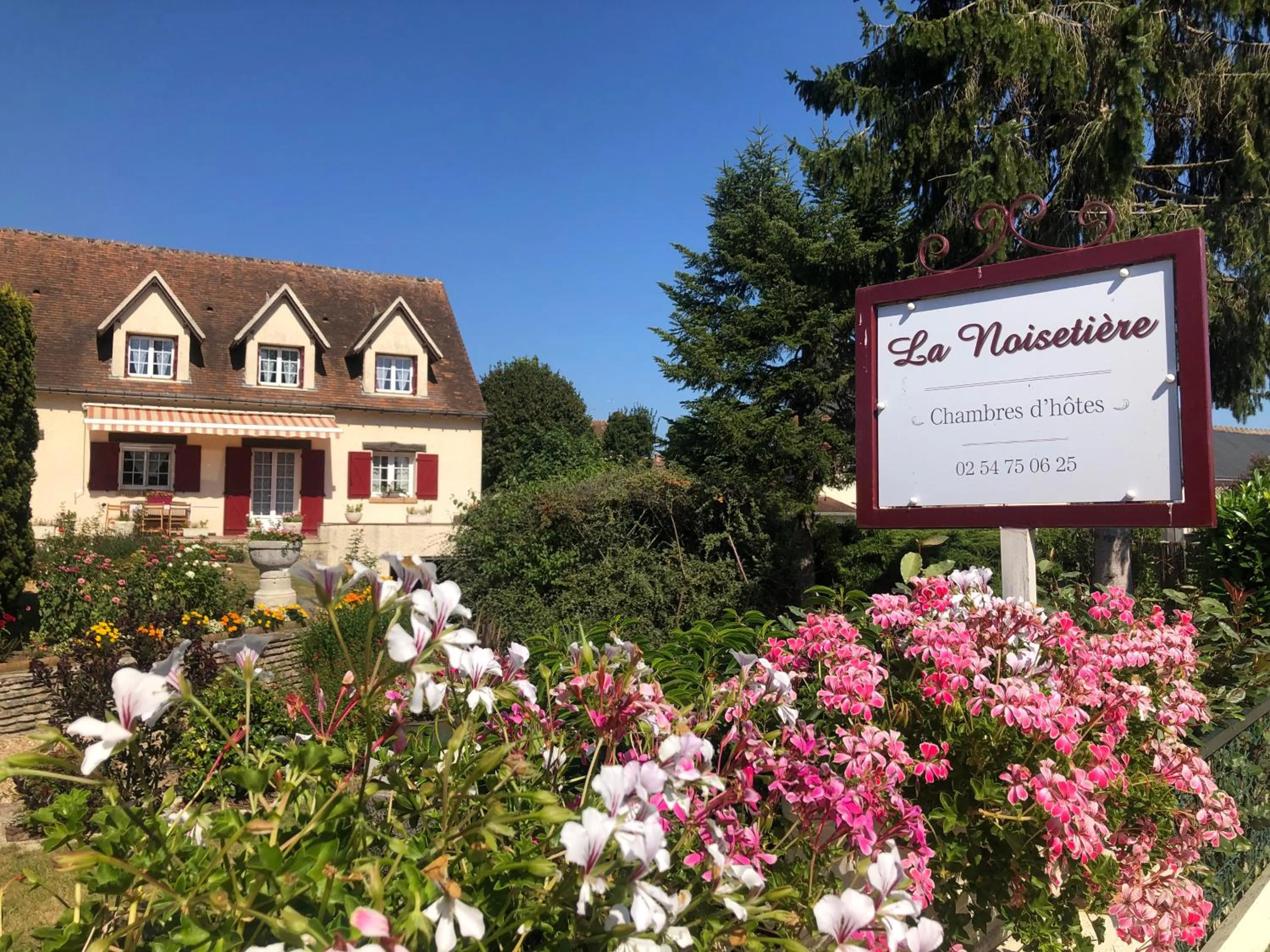 Property building in La Noisetiere