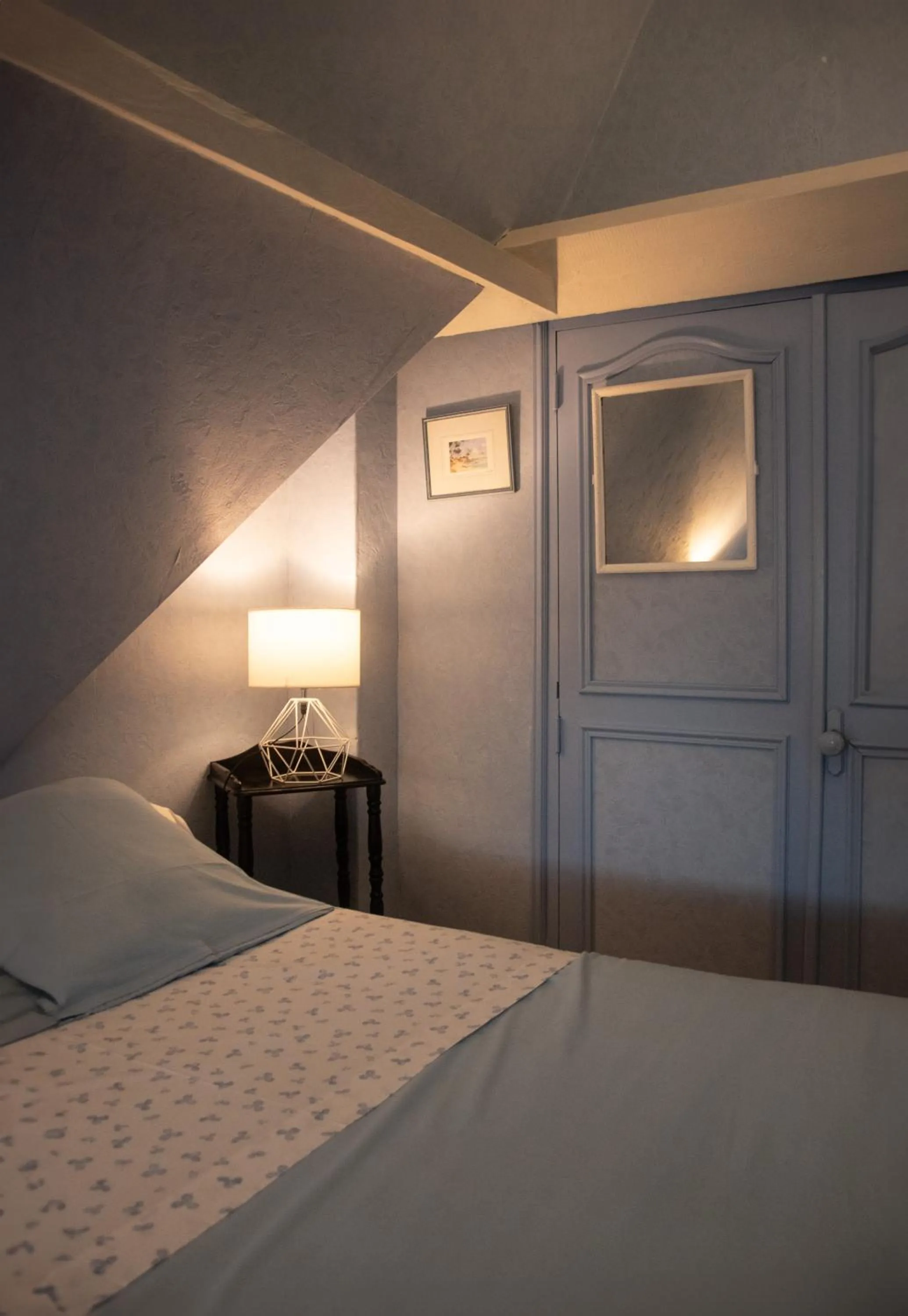 Bedroom, Bed in La Noisetiere