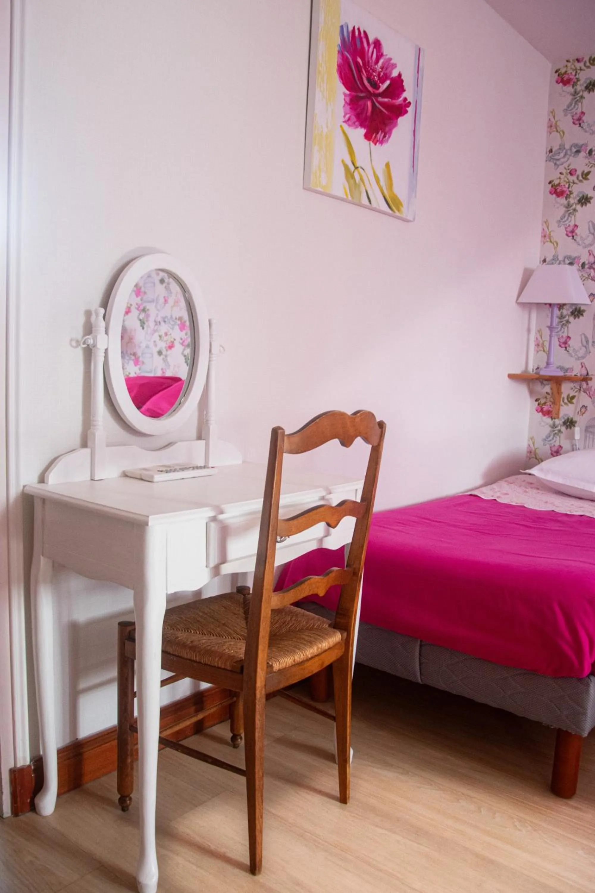 Bedroom, Bed in La Noisetiere