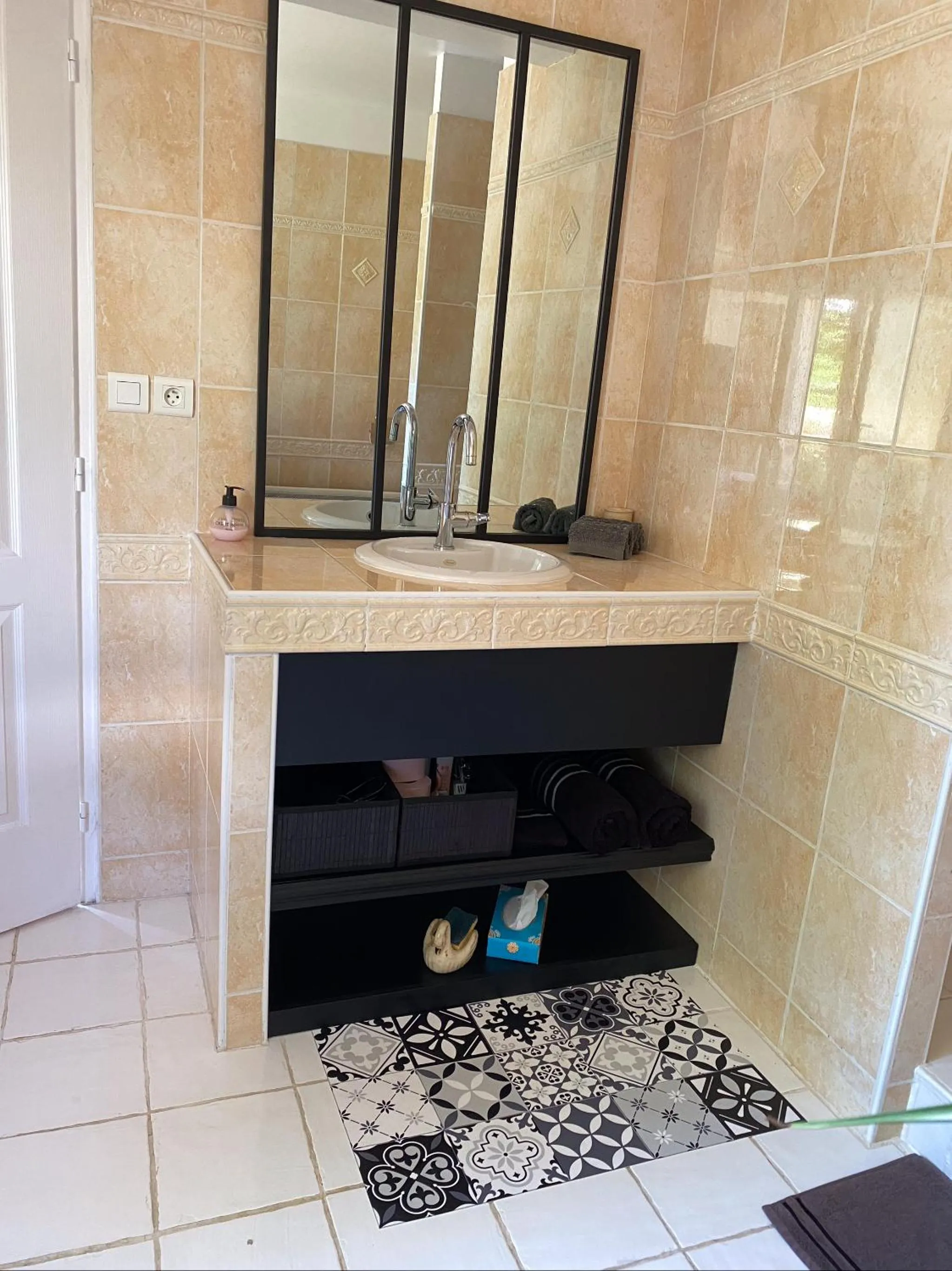 Bathroom in Le Beauvaisis