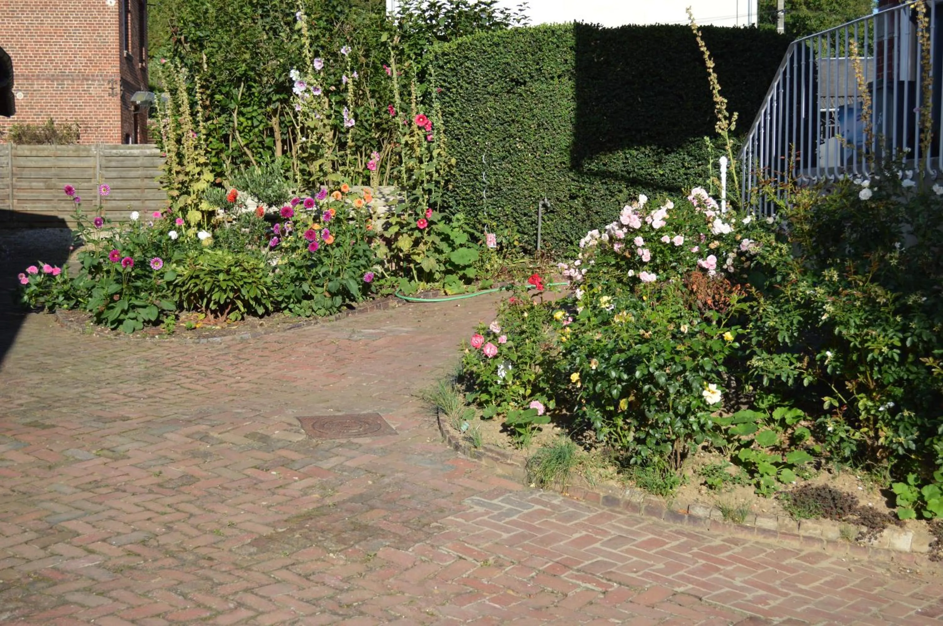 Garden view in Le Beauvaisis