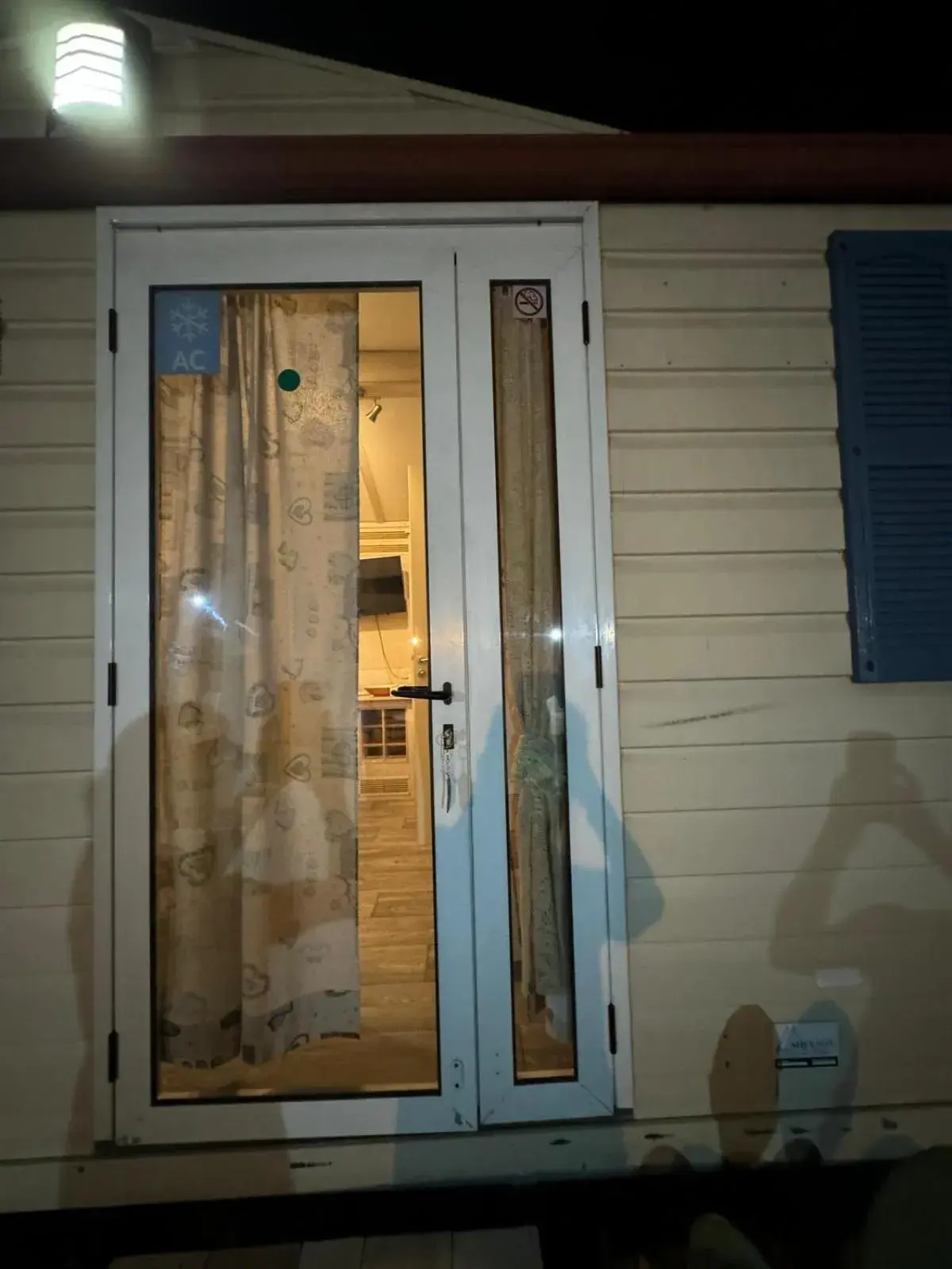 Mobile Home in AGRIB&B Il Pomo d'oro Mobile Home in AGRIB&B Il Pomo d'oro