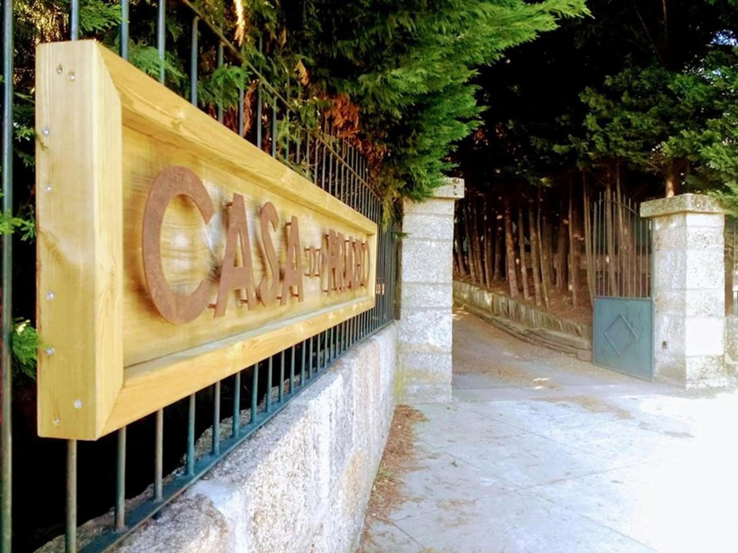 Property building in Casa Do Prado Guesthouse