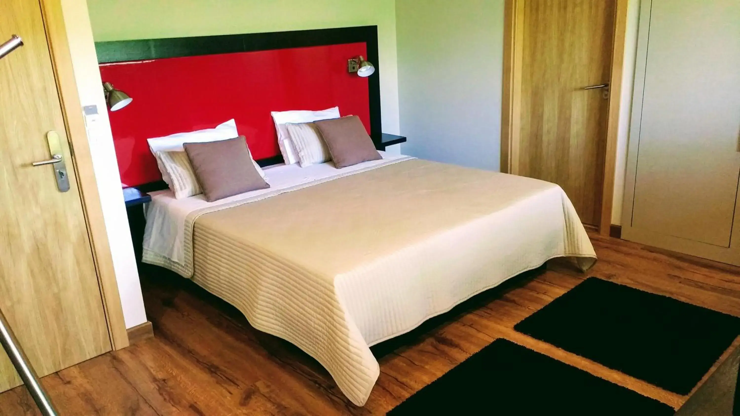 Double Room with Terrace in Casa Do Prado Guesthouse Double Room with Terrace in Casa Do Prado Guesthouse