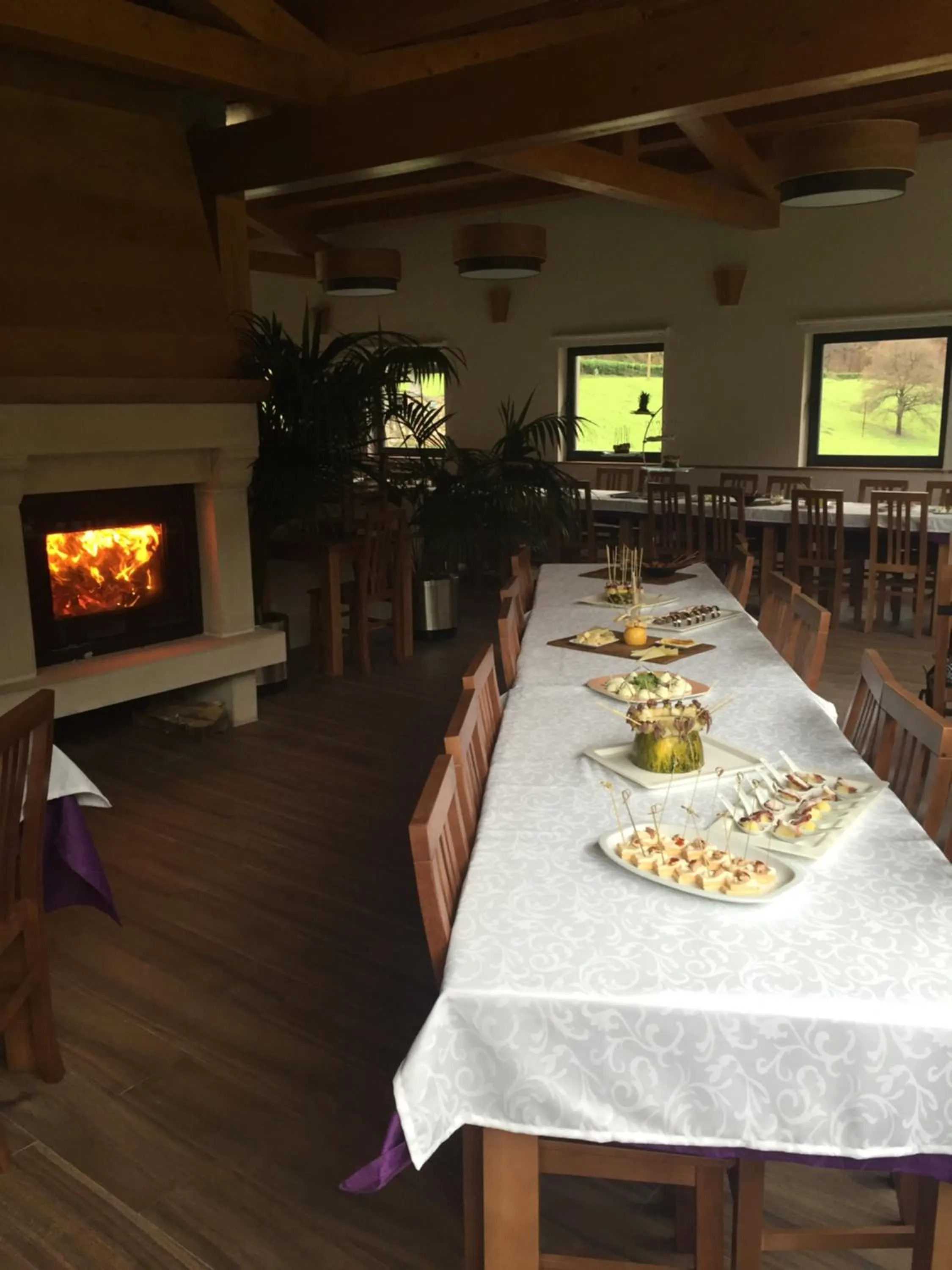 Restaurant/places to eat in La Casona de Rey