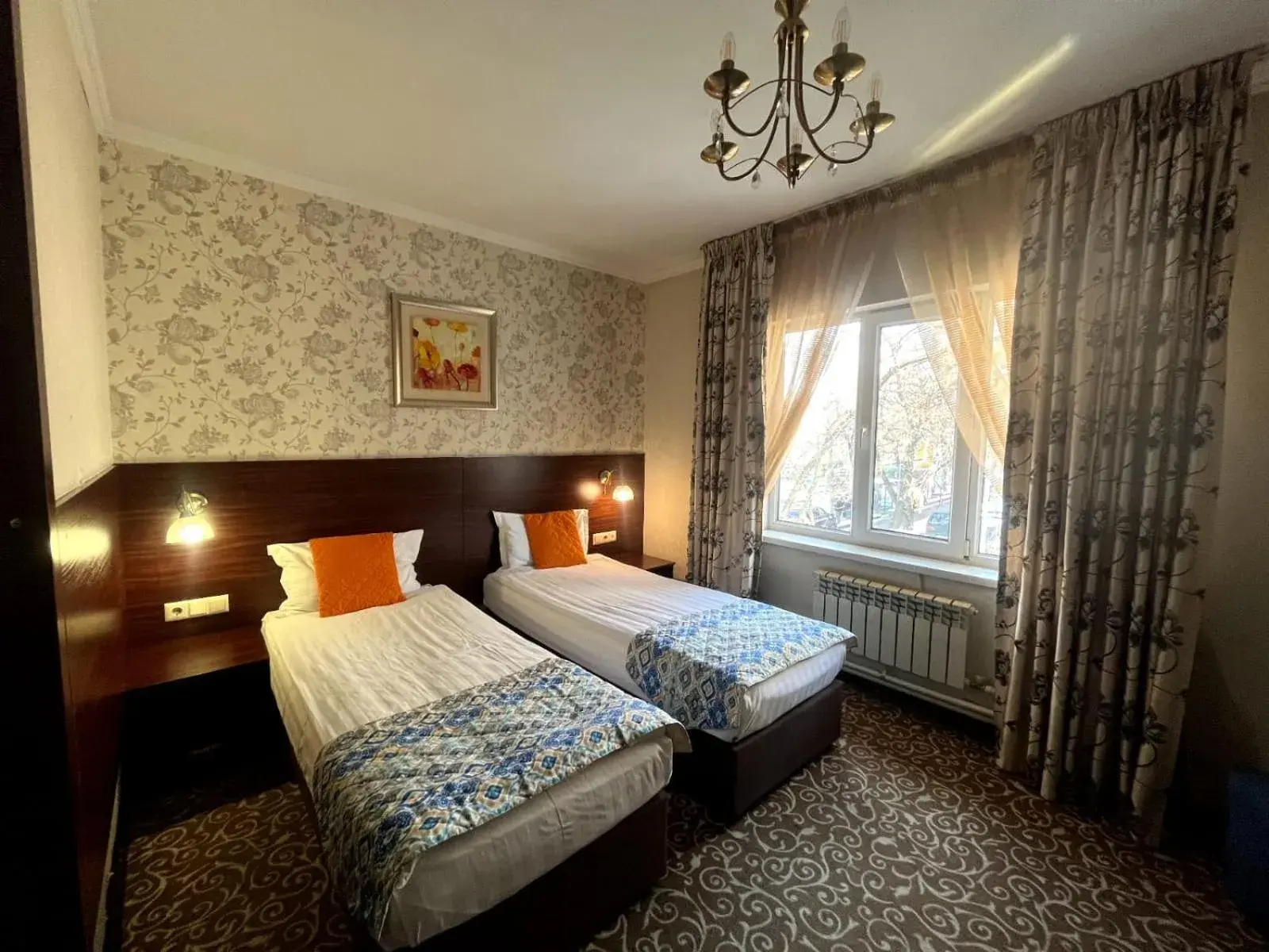 Large Double or Twin Room in Silk Way Large Double or Twin Room in Silk Way