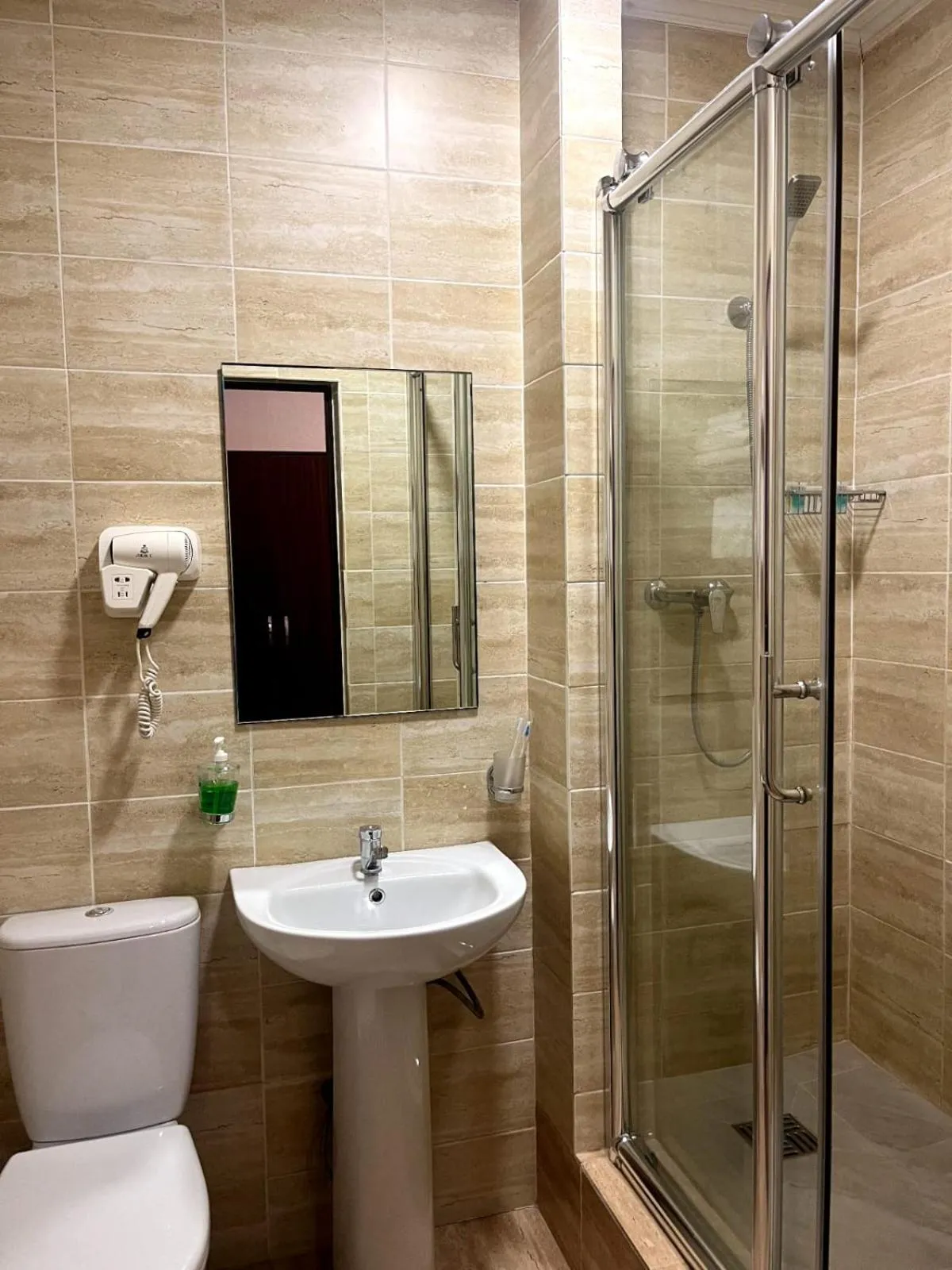 Large Double or Twin Room in Silk Way