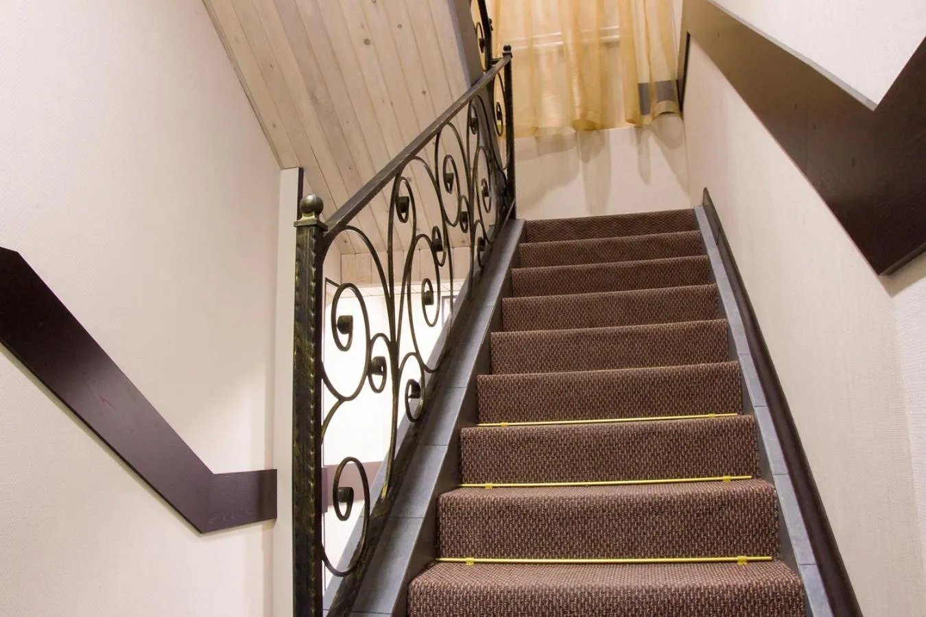 Property building in Silk Way