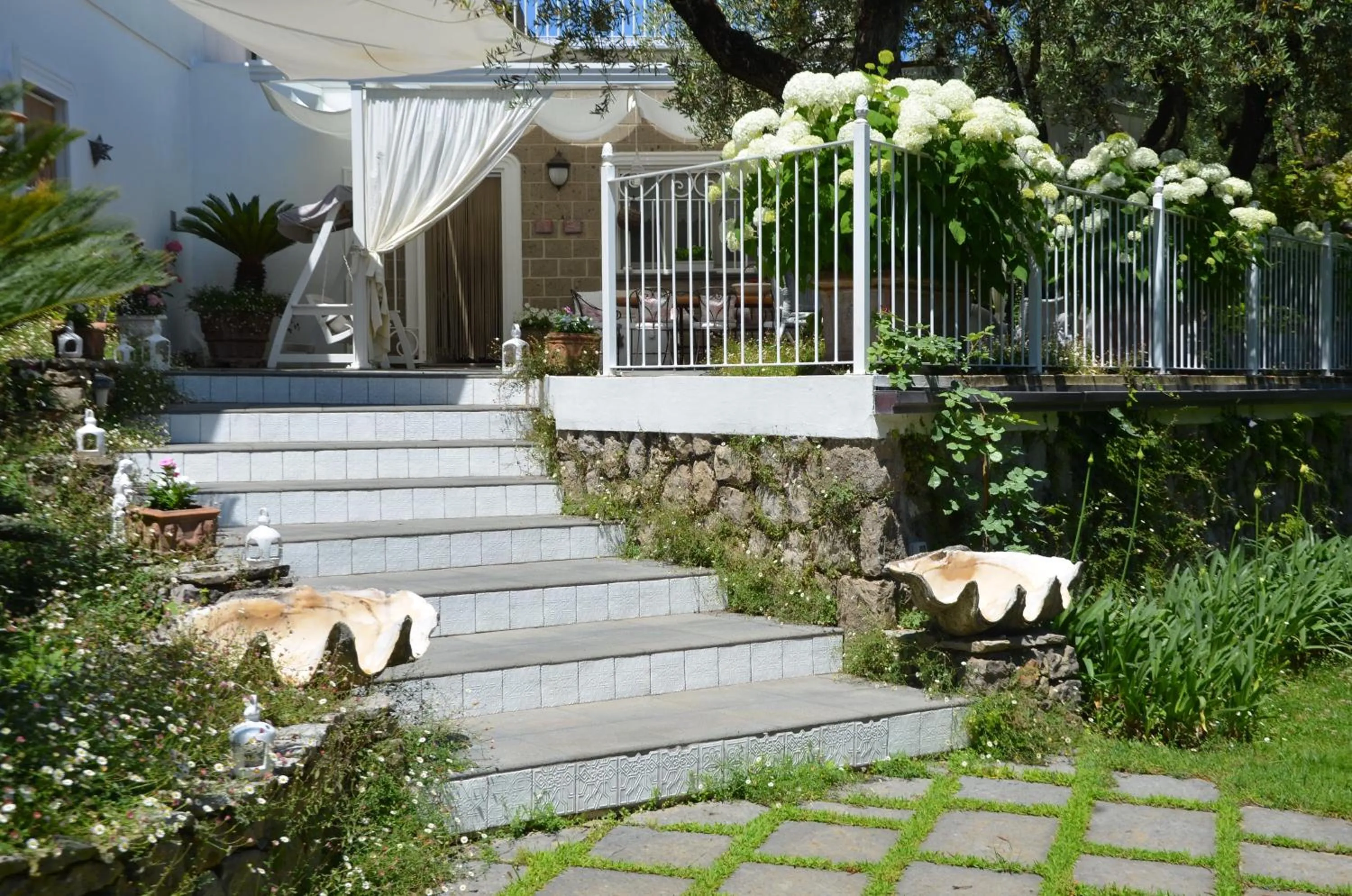 Garden view in Villa Annabelle